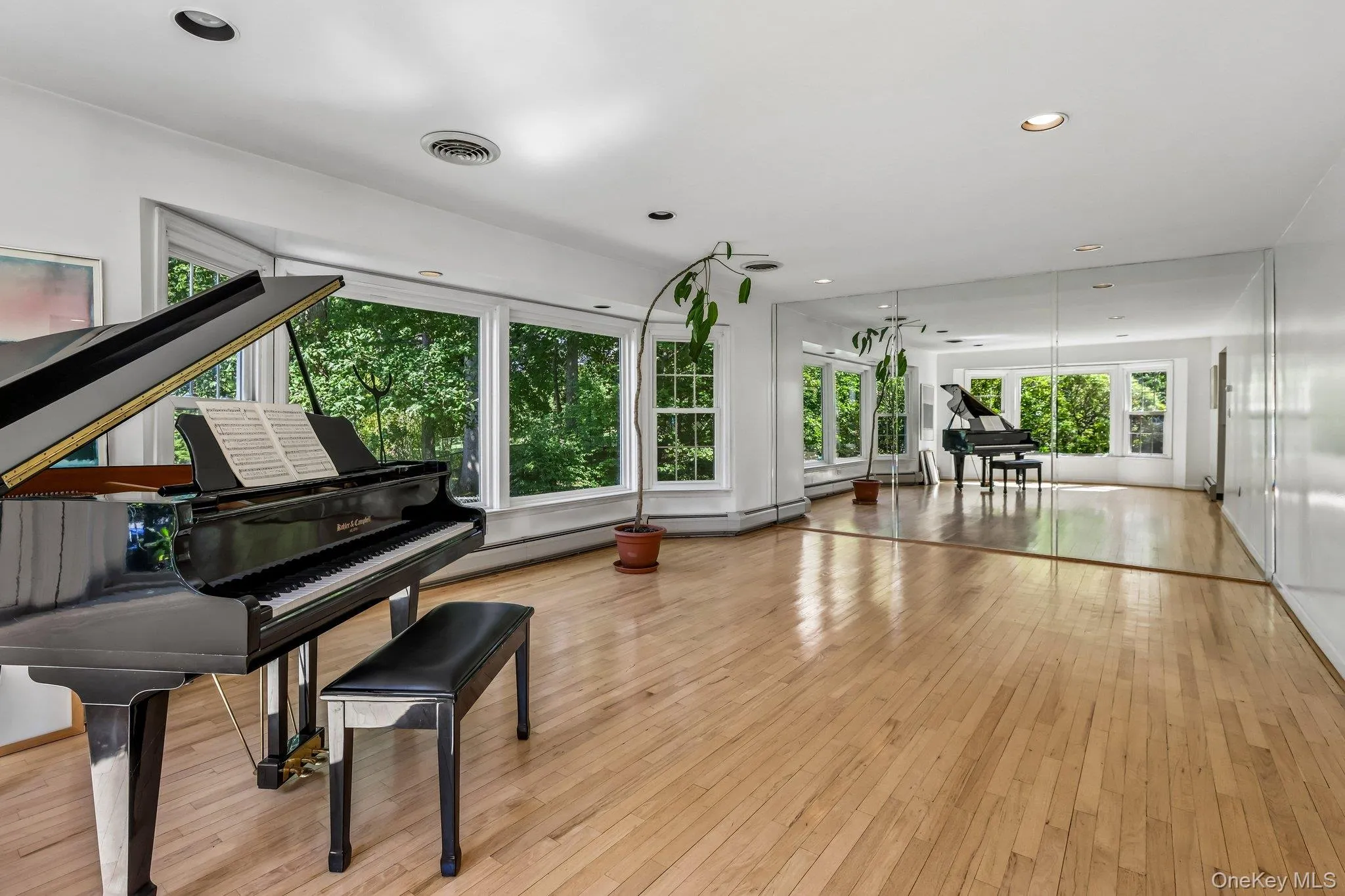 21 Windgate Drive, Clarkstown, NY, 5 Bedrooms Bedrooms, 10 Rooms Rooms,3 BathroomsBathrooms,Residential,For Rent,Windgate,0,991401 21 Windgate Drive, Clarkstown, NY, 5 Bedrooms Bedrooms, 10 Rooms Rooms,3 BathroomsBathrooms,Residential,For Rent,Windgate,0,991401