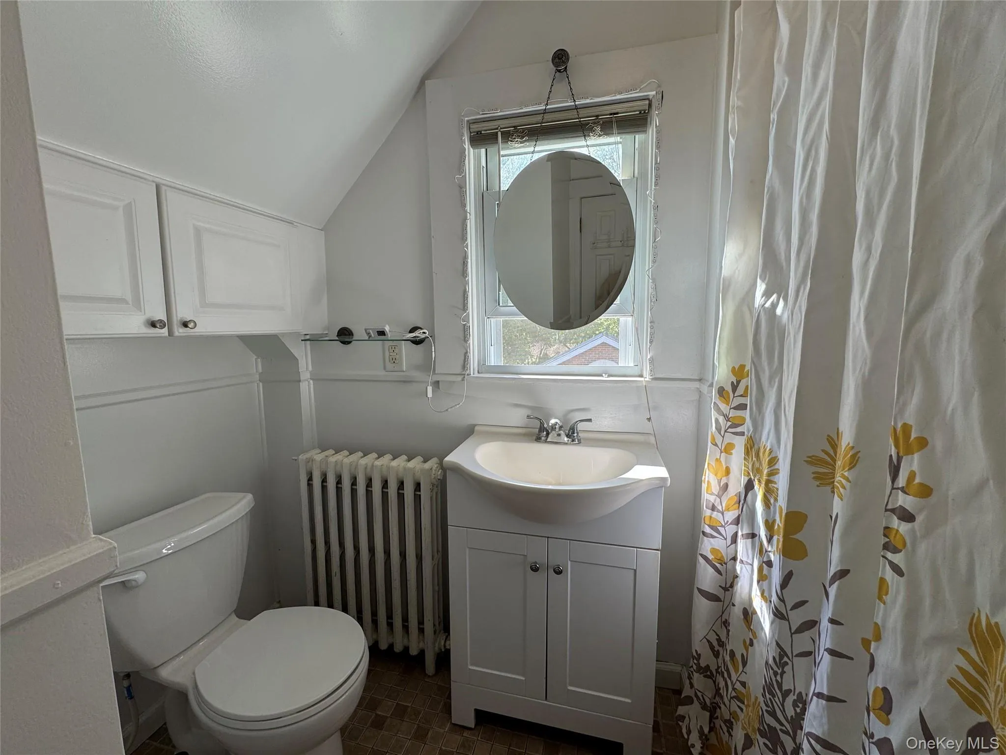 646 Main Street, Orangetown, NY, 2 Bedrooms Bedrooms, 4 Rooms Rooms,1 BathroomBathrooms,Residential Lease,For Rent,Main,0,991403 646 Main Street, Orangetown, NY, 2 Bedrooms Bedrooms, 4 Rooms Rooms,1 BathroomBathrooms,Residential Lease,For Rent,Main,0,991403
