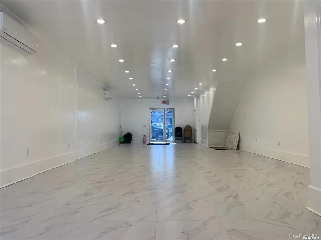 219-05 Hempstead Avenue, New York, NY, ,Commercial Lease,For Rent,Hempstead,0,991415 219-05 Hempstead Avenue, New York, NY, ,Commercial Lease,For Rent,Hempstead,0,991415
