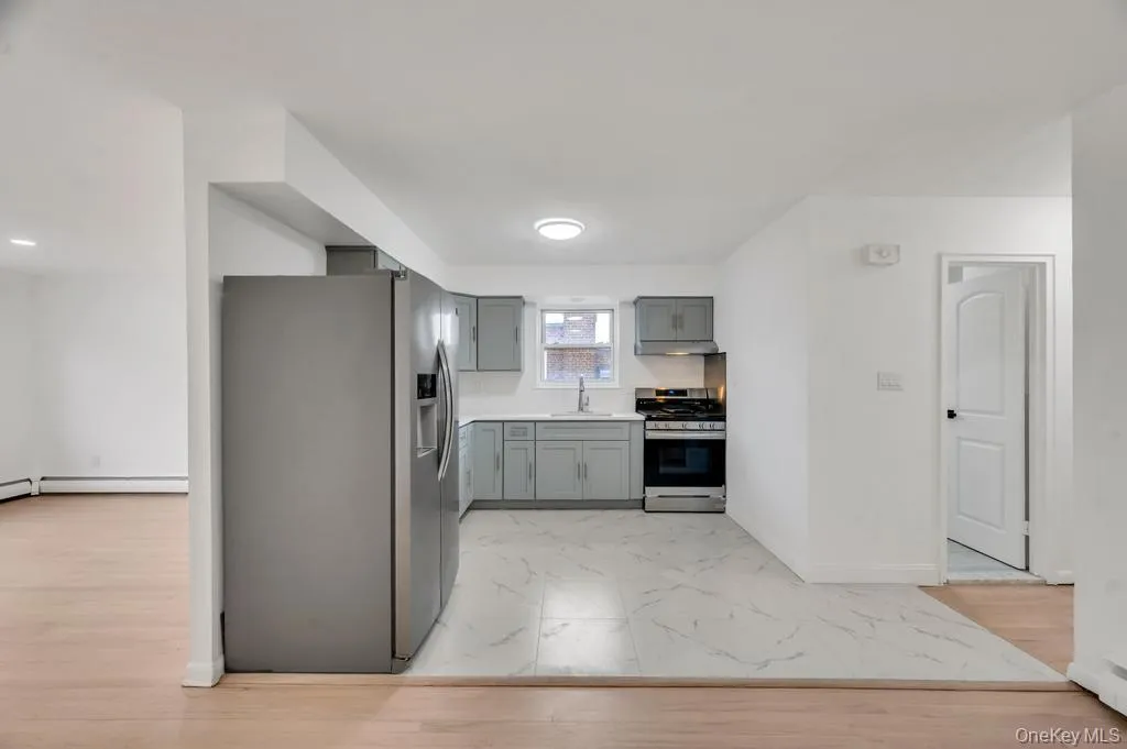 7416 85th Road, New York, NY, 2 Bedrooms Bedrooms, 4 Rooms Rooms,1 BathroomBathrooms,Residential Lease,For Rent,85th,0,991433 7416 85th Road, New York, NY, 2 Bedrooms Bedrooms, 4 Rooms Rooms,1 BathroomBathrooms,Residential Lease,For Rent,85th,0,991433