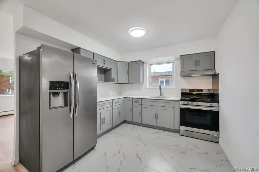7416 85th Road, New York, NY, 2 Bedrooms Bedrooms, 4 Rooms Rooms,1 BathroomBathrooms,Residential Lease,For Rent,85th,0,991433 7416 85th Road, New York, NY, 2 Bedrooms Bedrooms, 4 Rooms Rooms,1 BathroomBathrooms,Residential Lease,For Rent,85th,0,991433