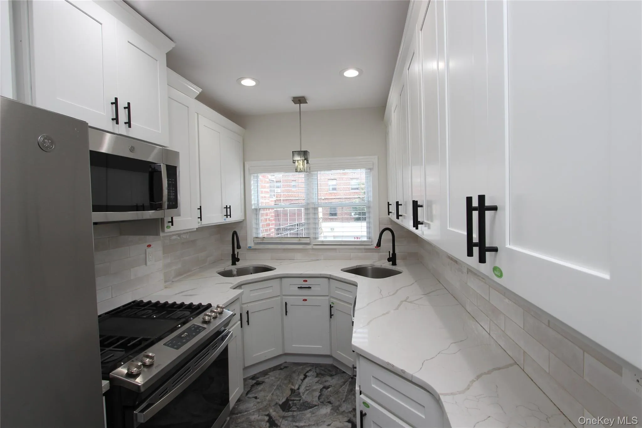14436 77th Avenue, New York, NY, 4 Bedrooms Bedrooms, 9 Rooms Rooms,1 BathroomBathrooms,Residential,For Rent,77th,0,991446 14436 77th Avenue, New York, NY, 4 Bedrooms Bedrooms, 9 Rooms Rooms,1 BathroomBathrooms,Residential,For Rent,77th,0,991446
