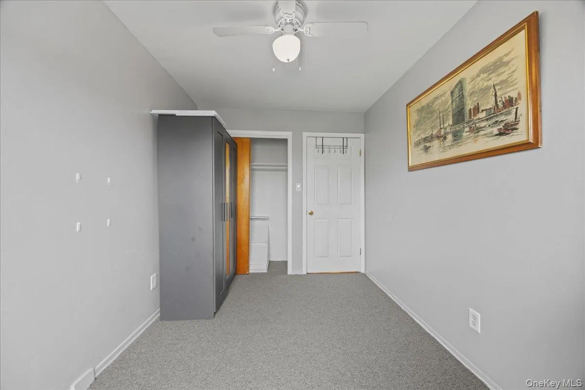 56-25 226 Street, New York, NY, 3 Bedrooms Bedrooms, 5 Rooms Rooms,1 BathroomBathrooms,Residential Lease,For Rent,226,0,991448 56-25 226 Street, New York, NY, 3 Bedrooms Bedrooms, 5 Rooms Rooms,1 BathroomBathrooms,Residential Lease,For Rent,226,0,991448