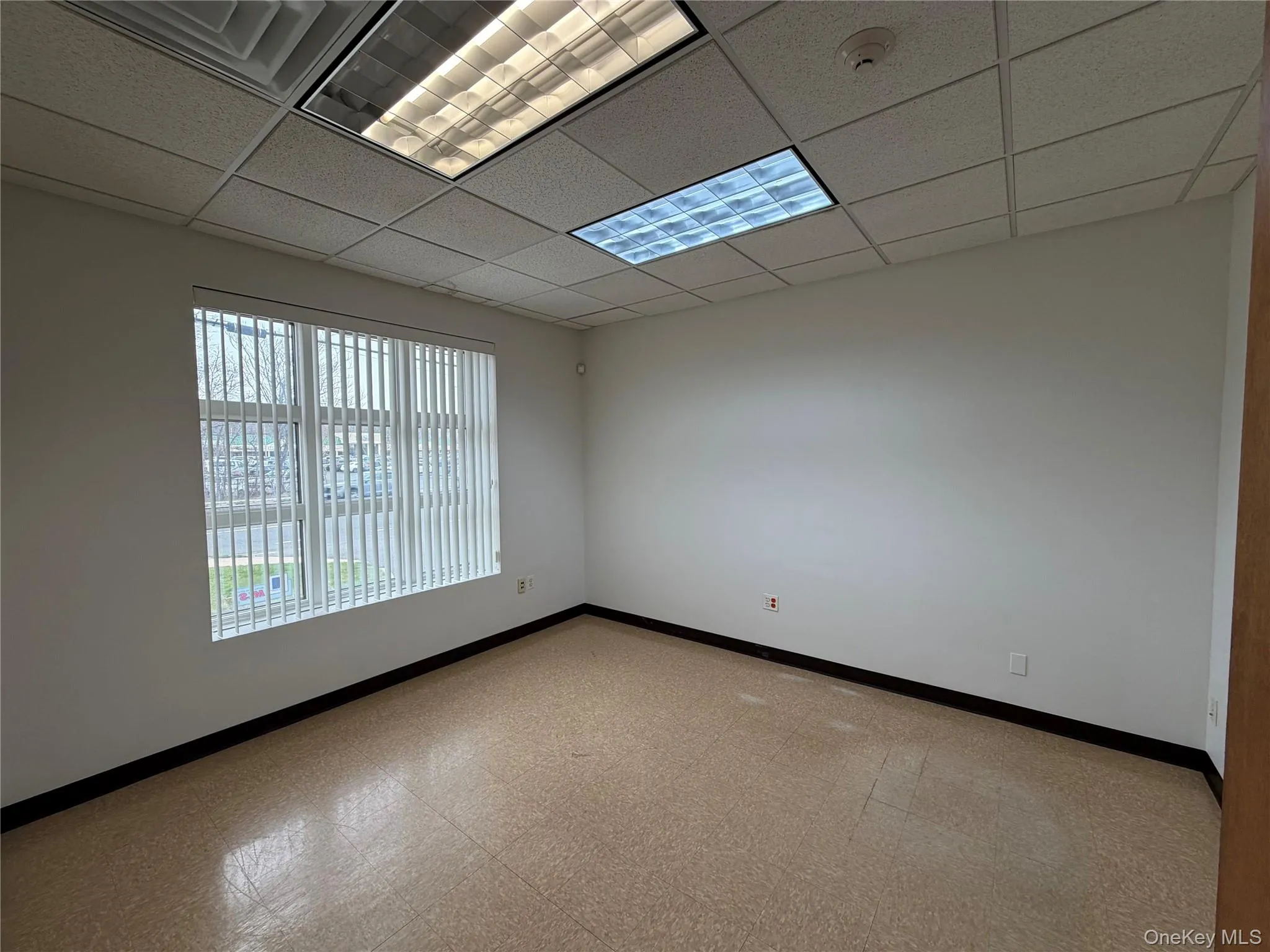 185 Old Country Road, Riverhead, NY, ,Commercial Lease,For Rent,Old Country,0,991456 185 Old Country Road, Riverhead, NY, ,Commercial Lease,For Rent,Old Country,0,991456