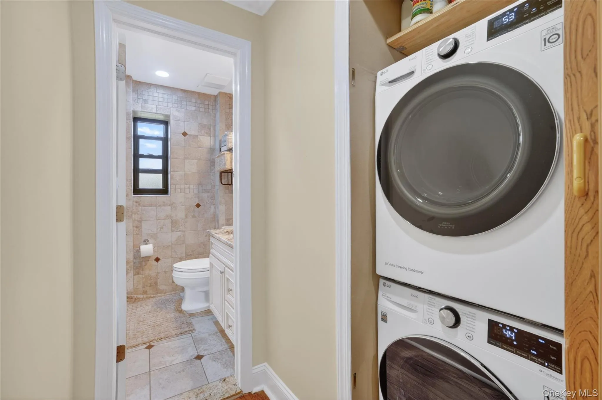 Laundry conveniently located on the second floor near the bedrooms Laundry conveniently located on the second floor near the bedrooms
