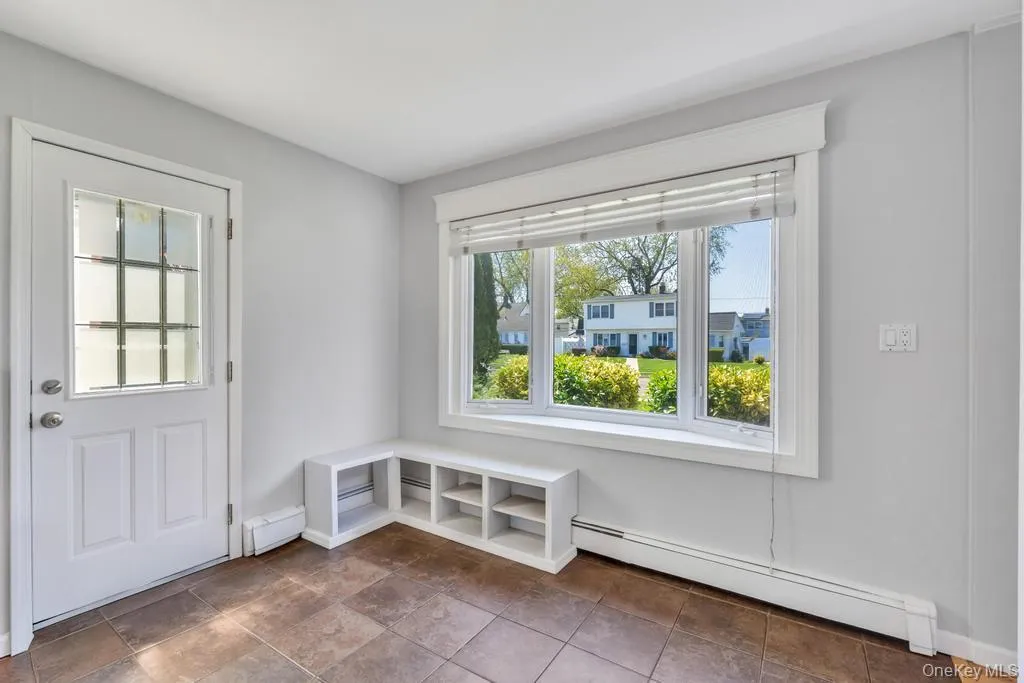 7 Swan Lane, Hempstead, NY, 4 Bedrooms Bedrooms, 8 Rooms Rooms,1 BathroomBathrooms,Residential,For Rent,Swan,0,991471 7 Swan Lane, Hempstead, NY, 4 Bedrooms Bedrooms, 8 Rooms Rooms,1 BathroomBathrooms,Residential,For Rent,Swan,0,991471