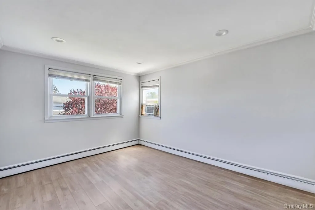 7 Swan Lane, Hempstead, NY, 4 Bedrooms Bedrooms, 8 Rooms Rooms,1 BathroomBathrooms,Residential,For Rent,Swan,0,991471 7 Swan Lane, Hempstead, NY, 4 Bedrooms Bedrooms, 8 Rooms Rooms,1 BathroomBathrooms,Residential,For Rent,Swan,0,991471