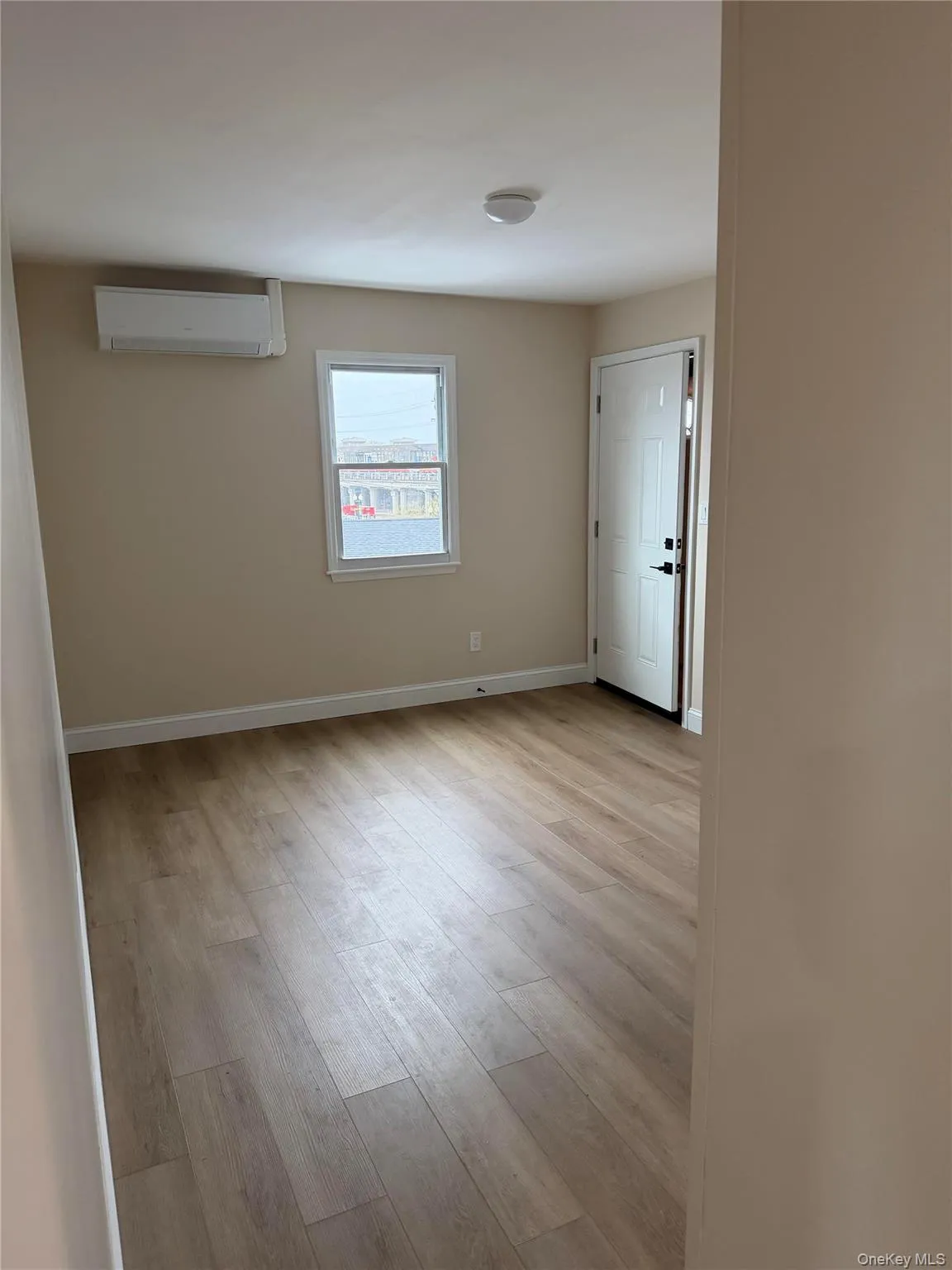 3 Railroad Ave, Babylon, NY, 2 Bedrooms Bedrooms, 4 Rooms Rooms,1 BathroomBathrooms,Residential Lease,For Rent,Railroad Ave,0,991485 3 Railroad Ave, Babylon, NY, 2 Bedrooms Bedrooms, 4 Rooms Rooms,1 BathroomBathrooms,Residential Lease,For Rent,Railroad Ave,0,991485