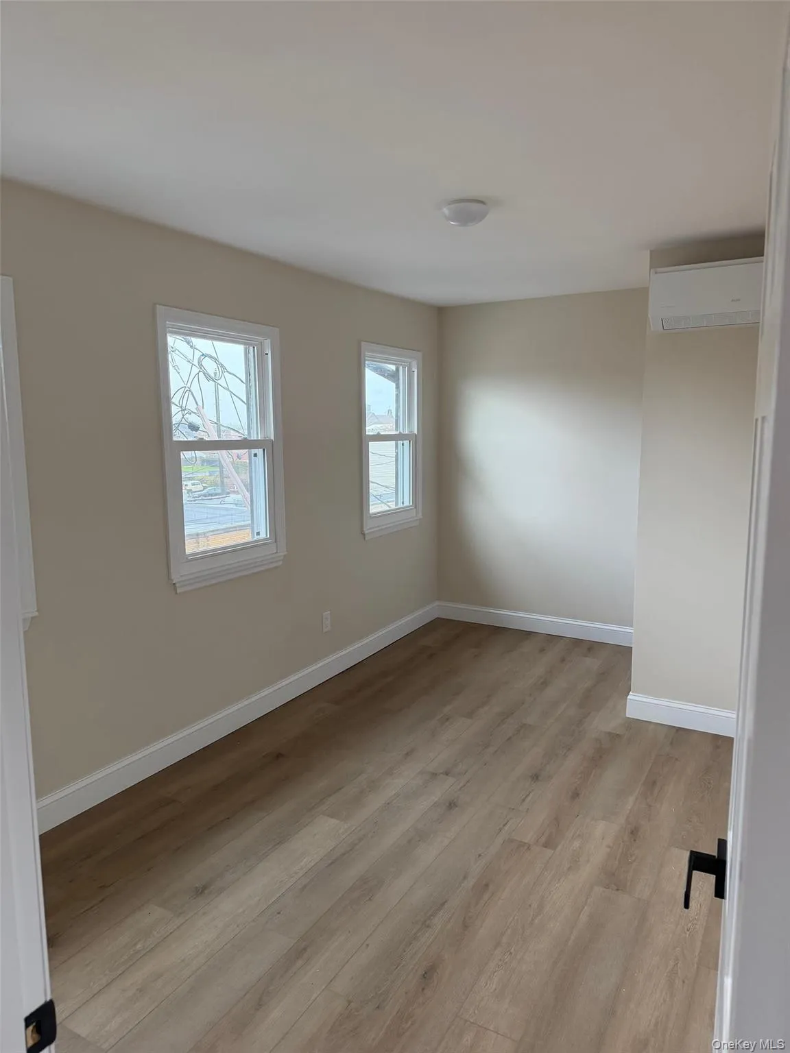 3 Railroad Ave, Babylon, NY, 2 Bedrooms Bedrooms, 4 Rooms Rooms,1 BathroomBathrooms,Residential Lease,For Rent,Railroad Ave,0,991485 3 Railroad Ave, Babylon, NY, 2 Bedrooms Bedrooms, 4 Rooms Rooms,1 BathroomBathrooms,Residential Lease,For Rent,Railroad Ave,0,991485