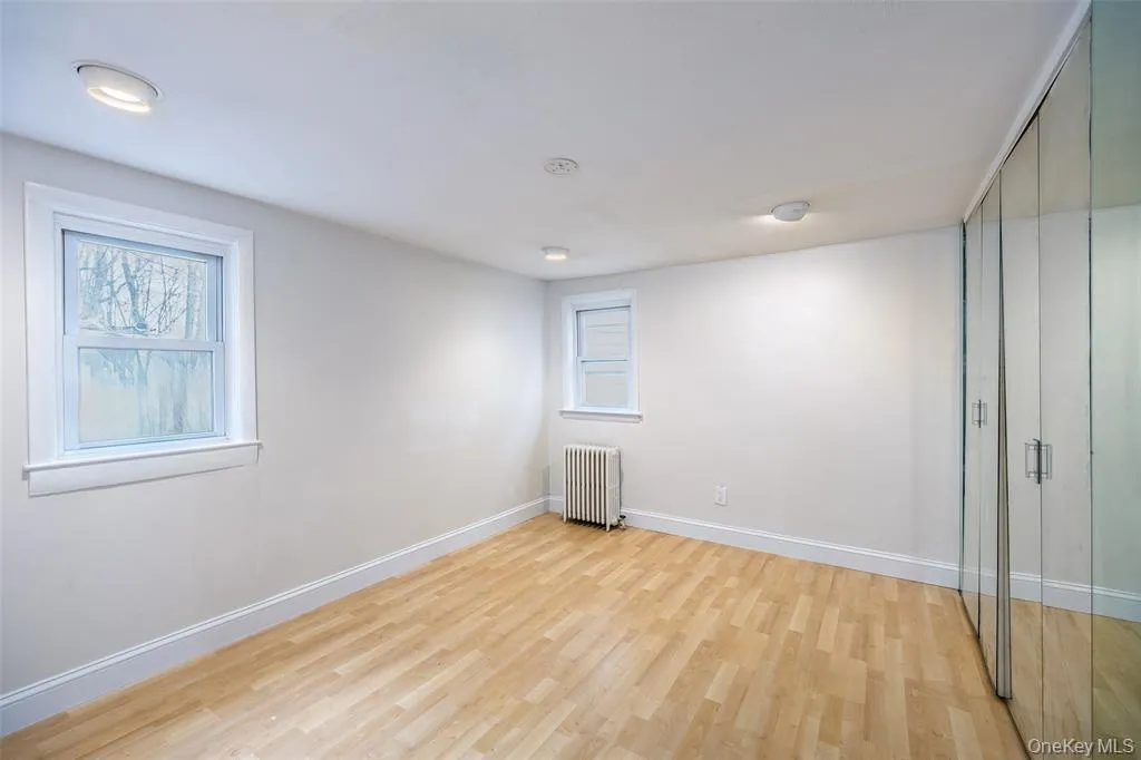 23 Pleasant Avenue, North Hempstead, NY, 1 Bedroom Bedrooms, 4 Rooms Rooms,1 BathroomBathrooms,Residential Lease,For Rent,Pleasant,0,991500 23 Pleasant Avenue, North Hempstead, NY, 1 Bedroom Bedrooms, 4 Rooms Rooms,1 BathroomBathrooms,Residential Lease,For Rent,Pleasant,0,991500