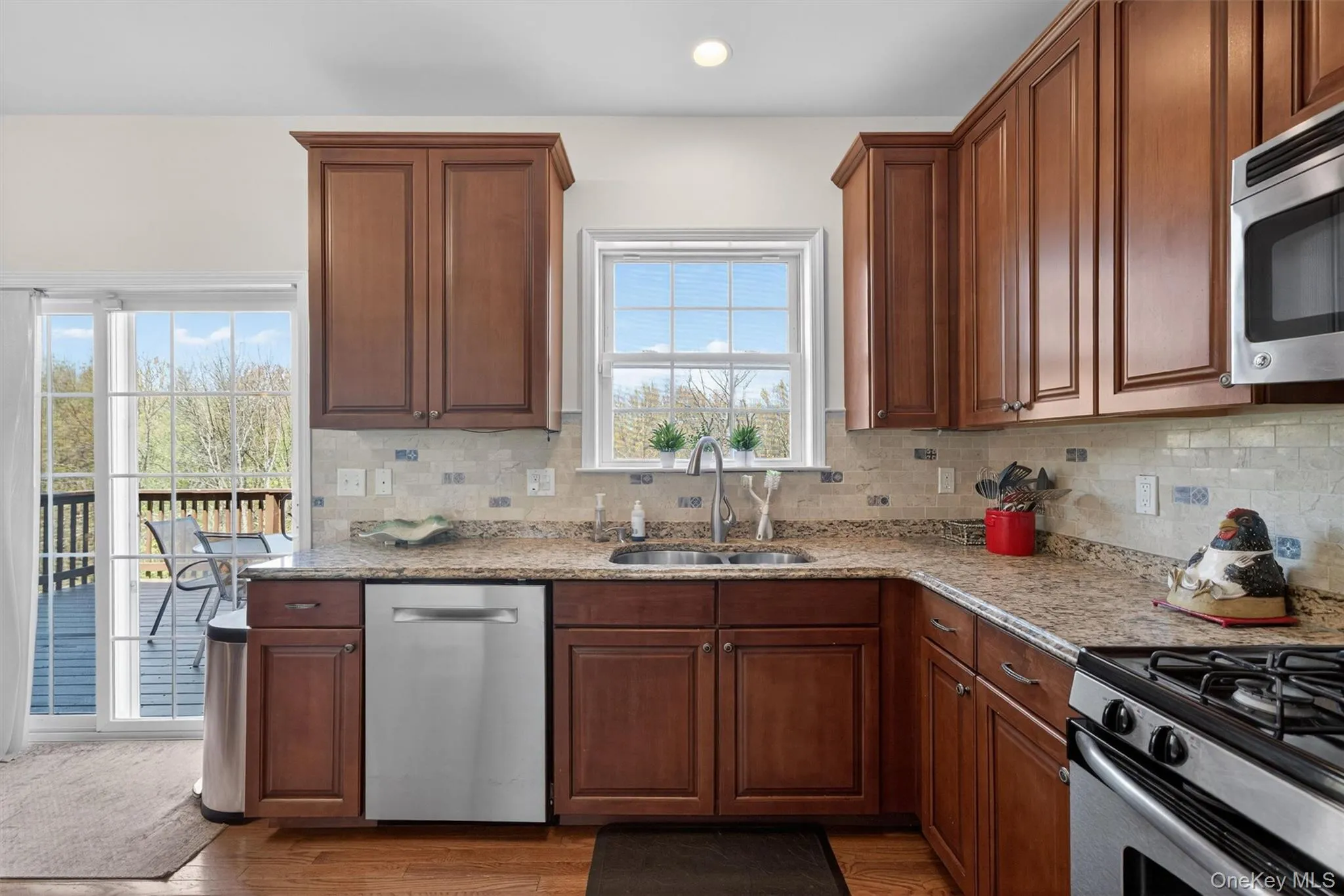 2 Primrose Lane, Chester Town, NY, 4 Bedrooms Bedrooms, 11 Rooms Rooms,3 BathroomsBathrooms,Residential Sale,For Rent,Primrose,0,991517 2 Primrose Lane, Chester Town, NY, 4 Bedrooms Bedrooms, 11 Rooms Rooms,3 BathroomsBathrooms,Residential Sale,For Rent,Primrose,0,991517