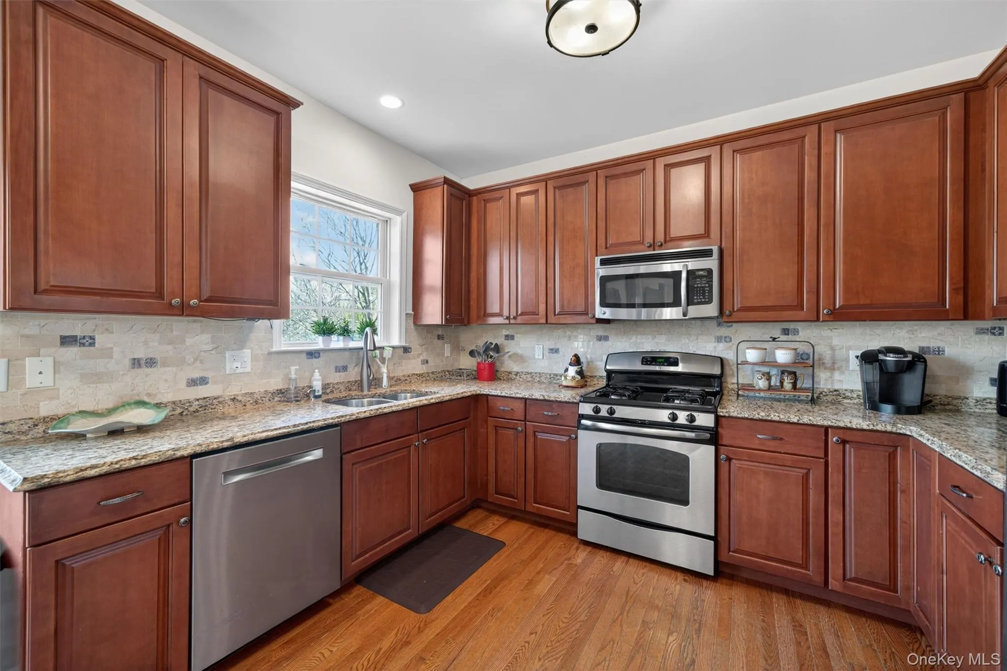 2 Primrose Lane, Chester Town, NY, 4 Bedrooms Bedrooms, 11 Rooms Rooms,3 BathroomsBathrooms,Residential Sale,For Rent,Primrose,0,991517 2 Primrose Lane, Chester Town, NY, 4 Bedrooms Bedrooms, 11 Rooms Rooms,3 BathroomsBathrooms,Residential Sale,For Rent,Primrose,0,991517