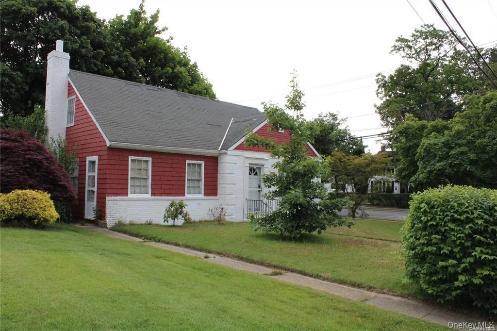 361 Walton Street, Hempstead, NY, 4 Bedrooms Bedrooms, 7 Rooms Rooms,1 BathroomBathrooms,Residential,For Rent,Walton,0,991531 361 Walton Street, Hempstead, NY, 4 Bedrooms Bedrooms, 7 Rooms Rooms,1 BathroomBathrooms,Residential,For Rent,Walton,0,991531
