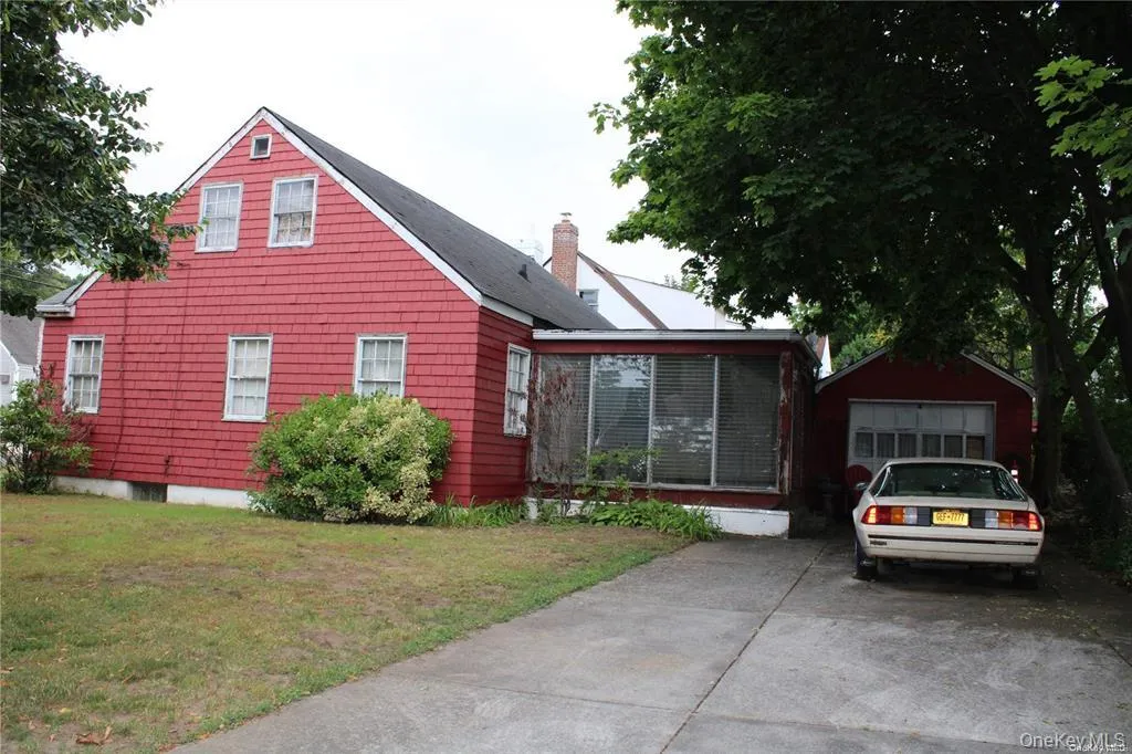 361 Walton Street, Hempstead, NY, 4 Bedrooms Bedrooms, 7 Rooms Rooms,1 BathroomBathrooms,Residential,For Rent,Walton,0,991531 361 Walton Street, Hempstead, NY, 4 Bedrooms Bedrooms, 7 Rooms Rooms,1 BathroomBathrooms,Residential,For Rent,Walton,0,991531