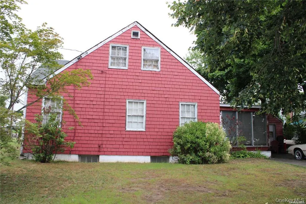 361 Walton Street, Hempstead, NY, 4 Bedrooms Bedrooms, 7 Rooms Rooms,1 BathroomBathrooms,Residential,For Rent,Walton,0,991531 361 Walton Street, Hempstead, NY, 4 Bedrooms Bedrooms, 7 Rooms Rooms,1 BathroomBathrooms,Residential,For Rent,Walton,0,991531