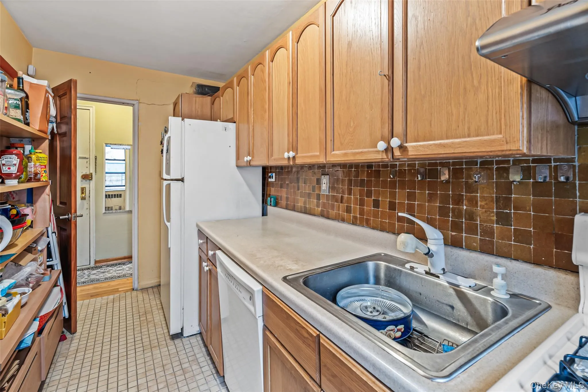 65-30 108 Street, New York, NY, 1 Bedroom Bedrooms, 4 Rooms Rooms,1 BathroomBathrooms,Residential,For Rent,108 Street,0,991545 65-30 108 Street, New York, NY, 1 Bedroom Bedrooms, 4 Rooms Rooms,1 BathroomBathrooms,Residential,For Rent,108 Street,0,991545