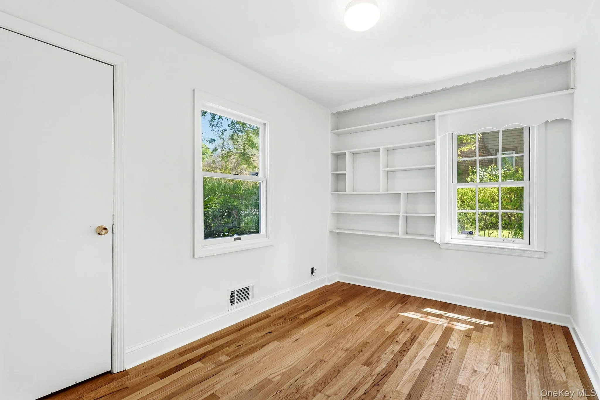 15 Homewood Road, Greenburgh, NY, 3 Bedrooms Bedrooms, 8 Rooms Rooms,2 BathroomsBathrooms,Residential Lease,For Rent,Homewood,0,991552 15 Homewood Road, Greenburgh, NY, 3 Bedrooms Bedrooms, 8 Rooms Rooms,2 BathroomsBathrooms,Residential Lease,For Rent,Homewood,0,991552