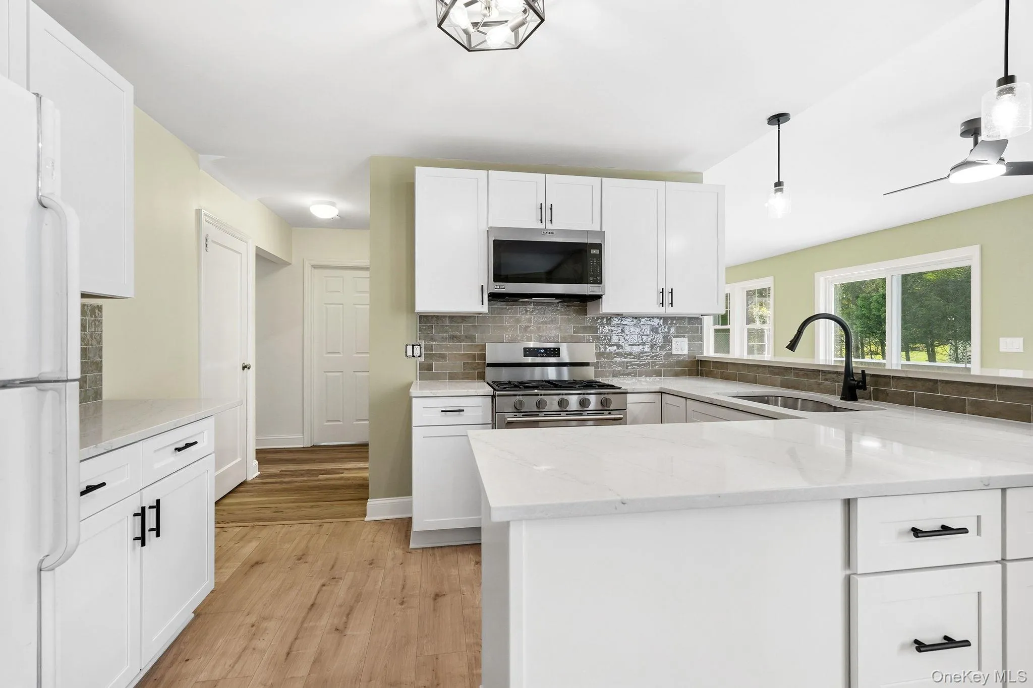 15 Homewood Road, Greenburgh, NY, 3 Bedrooms Bedrooms, 8 Rooms Rooms,2 BathroomsBathrooms,Residential Lease,For Rent,Homewood,0,991552 15 Homewood Road, Greenburgh, NY, 3 Bedrooms Bedrooms, 8 Rooms Rooms,2 BathroomsBathrooms,Residential Lease,For Rent,Homewood,0,991552