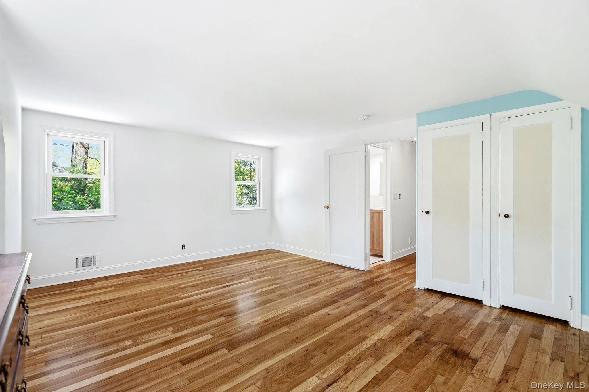 15 Homewood Road, Greenburgh, NY, 3 Bedrooms Bedrooms, 8 Rooms Rooms,2 BathroomsBathrooms,Residential Lease,For Rent,Homewood,0,991552 15 Homewood Road, Greenburgh, NY, 3 Bedrooms Bedrooms, 8 Rooms Rooms,2 BathroomsBathrooms,Residential Lease,For Rent,Homewood,0,991552