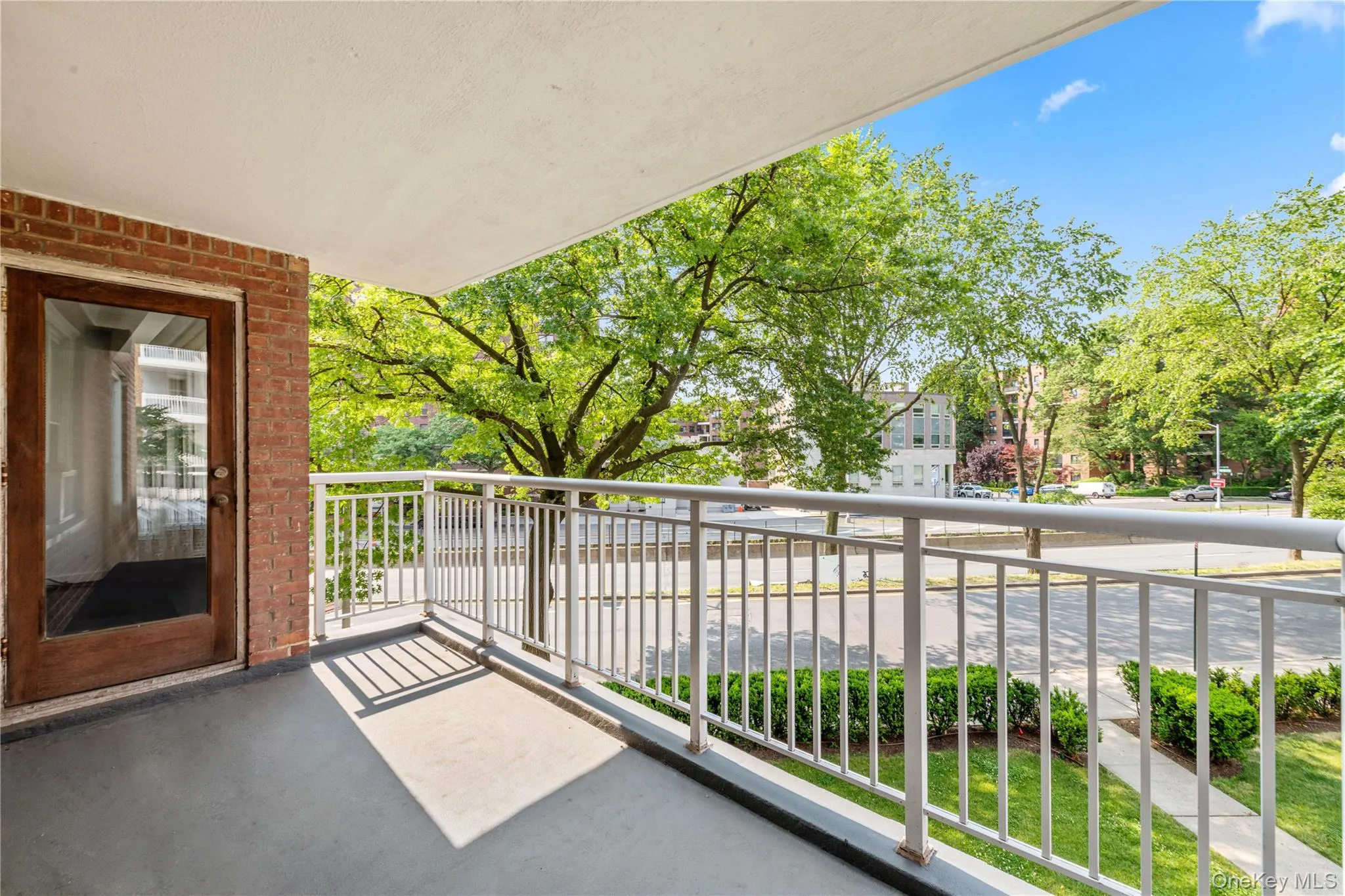 3725 Henry Hudson Parkway, New York, NY, 5 Bedrooms Bedrooms, 14 Rooms Rooms,4 BathroomsBathrooms,Residential,For Rent,Henry Hudson,0,991559 3725 Henry Hudson Parkway, New York, NY, 5 Bedrooms Bedrooms, 14 Rooms Rooms,4 BathroomsBathrooms,Residential,For Rent,Henry Hudson,0,991559
