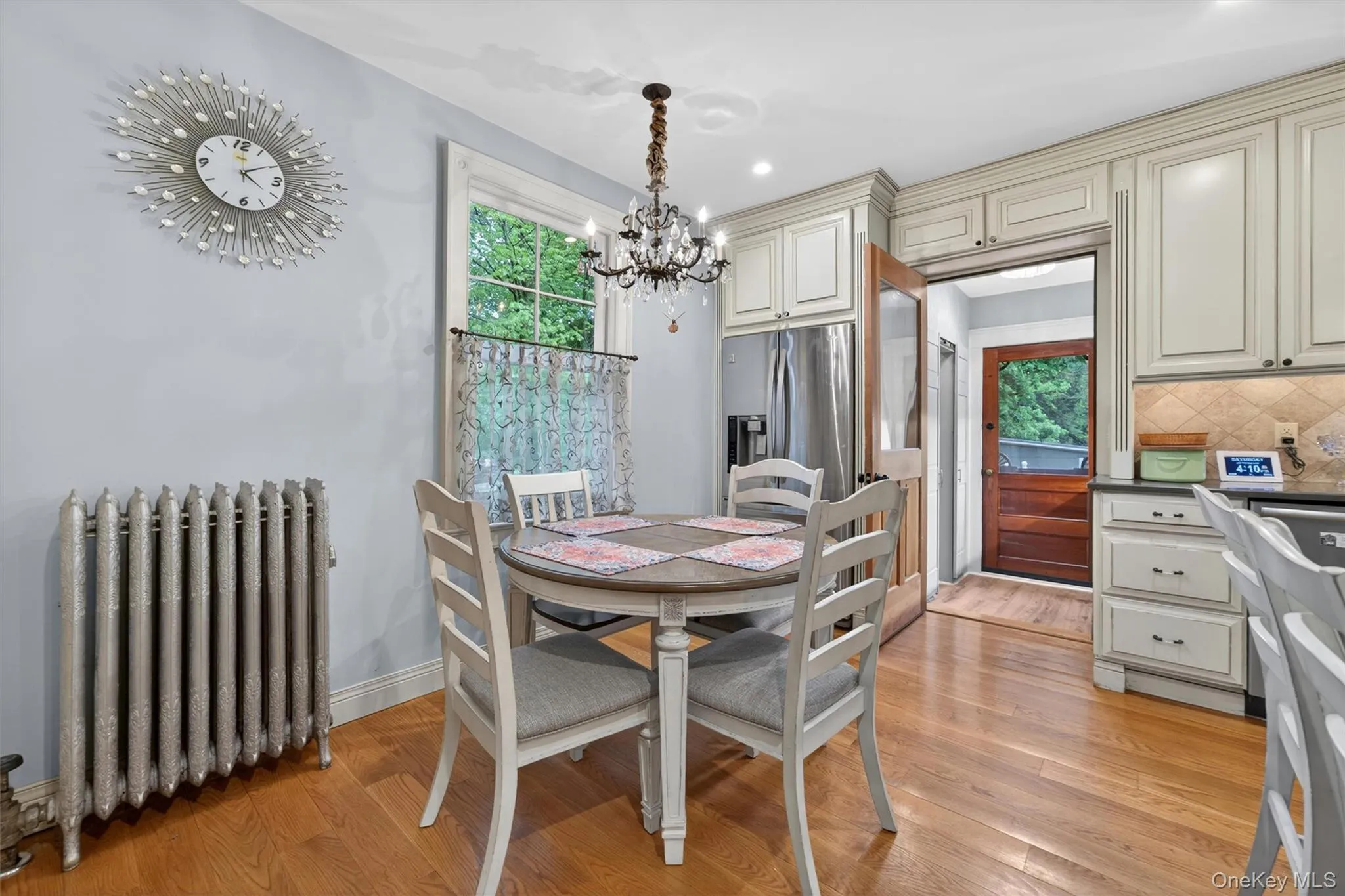 You can dine at the cozy round table... You can dine at the cozy round table...