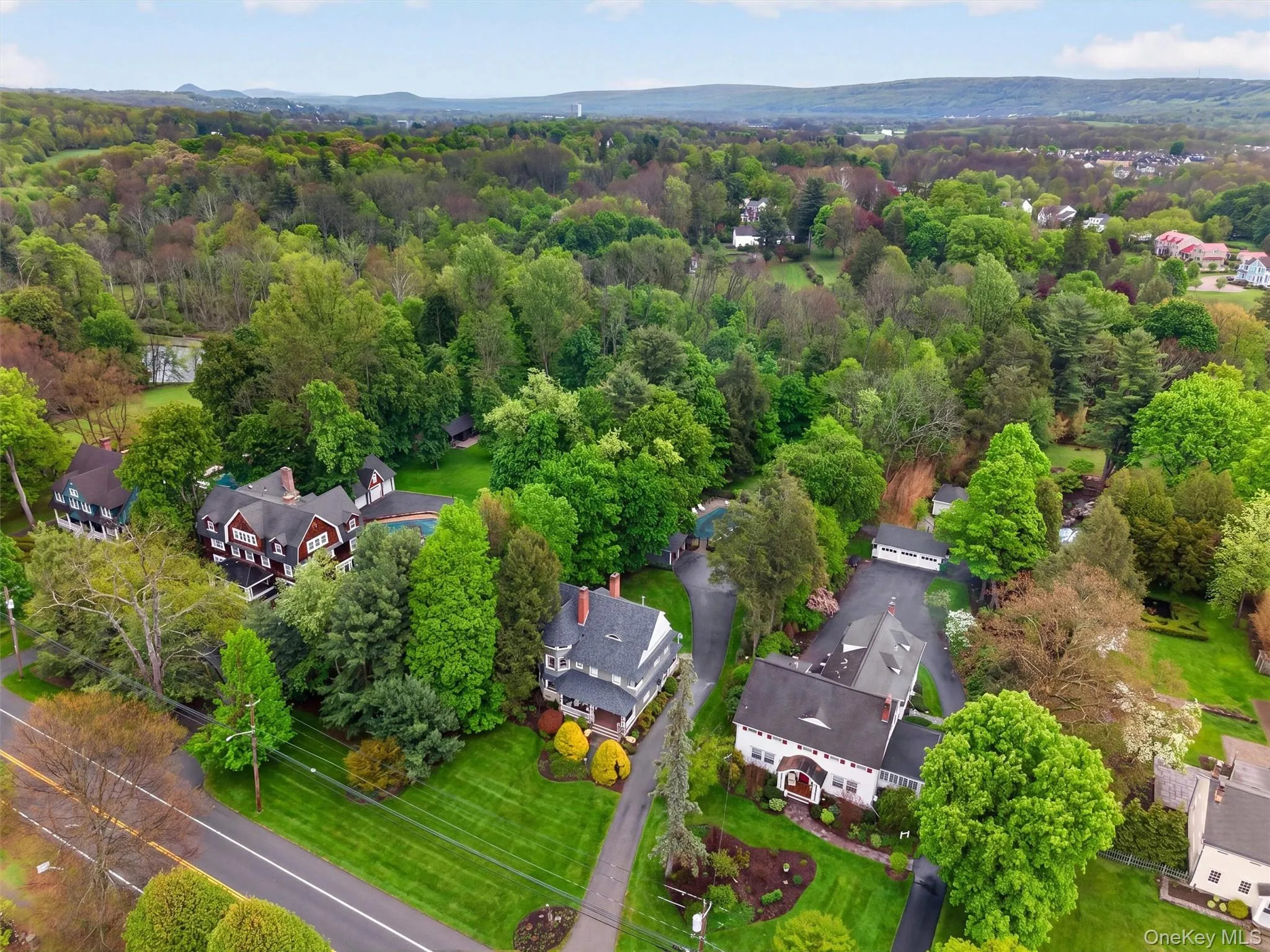 The year is 2026 -- It's YOUR TIME TO MAKE YOUR OWN HISTORYin this one-of-a-kind Victorian gem in beautiful Warwick, NY! The year is 2026 -- It's YOUR TIME TO MAKE YOUR OWN HISTORYin this one-of-a-kind Victorian gem in beautiful Warwick, NY!