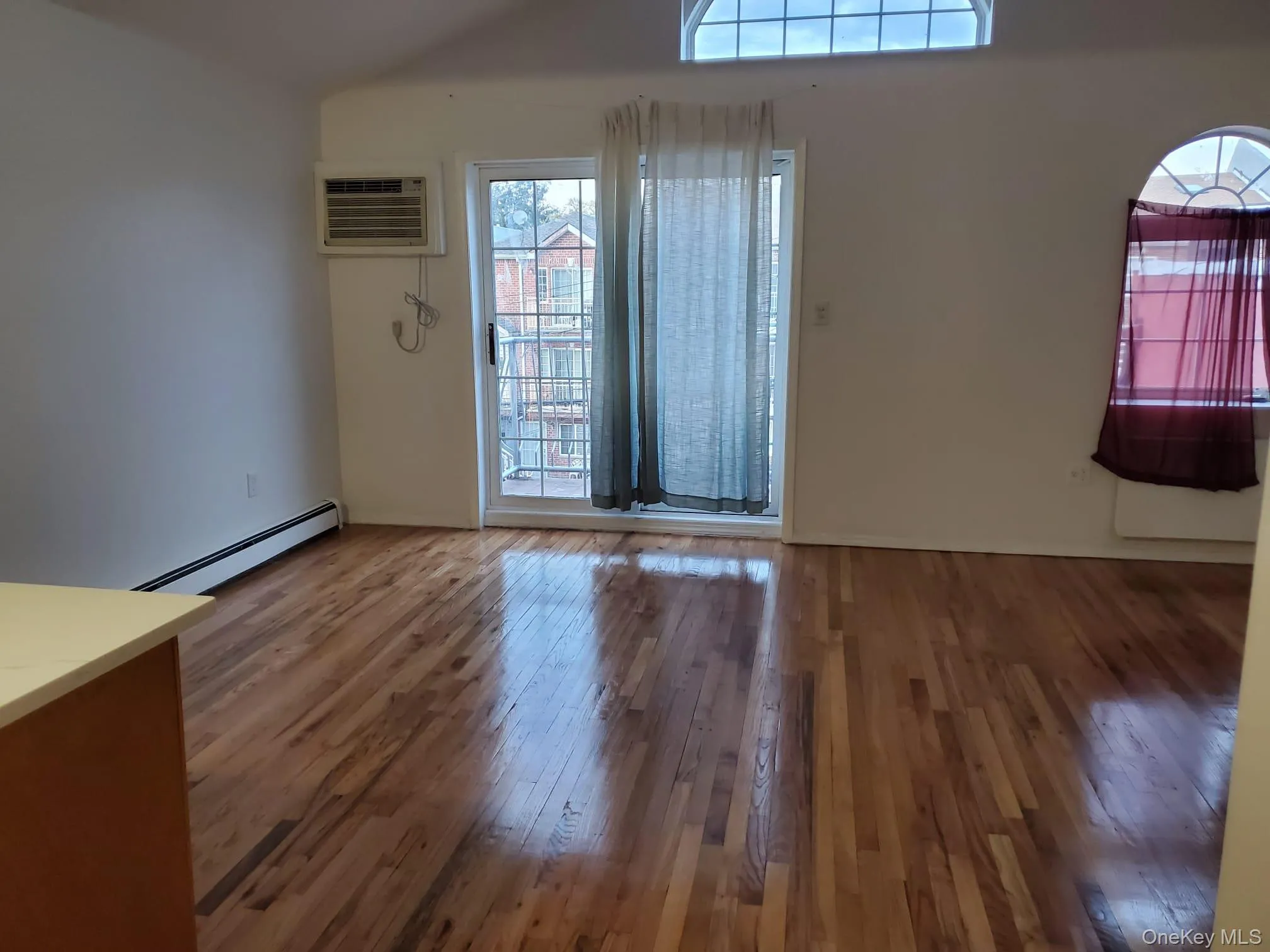 94-86 218th Street, New York, NY, 3 Bedrooms Bedrooms, 5 Rooms Rooms,2 BathroomsBathrooms,Residential Lease,For Rent,218th,0,991567 94-86 218th Street, New York, NY, 3 Bedrooms Bedrooms, 5 Rooms Rooms,2 BathroomsBathrooms,Residential Lease,For Rent,218th,0,991567
