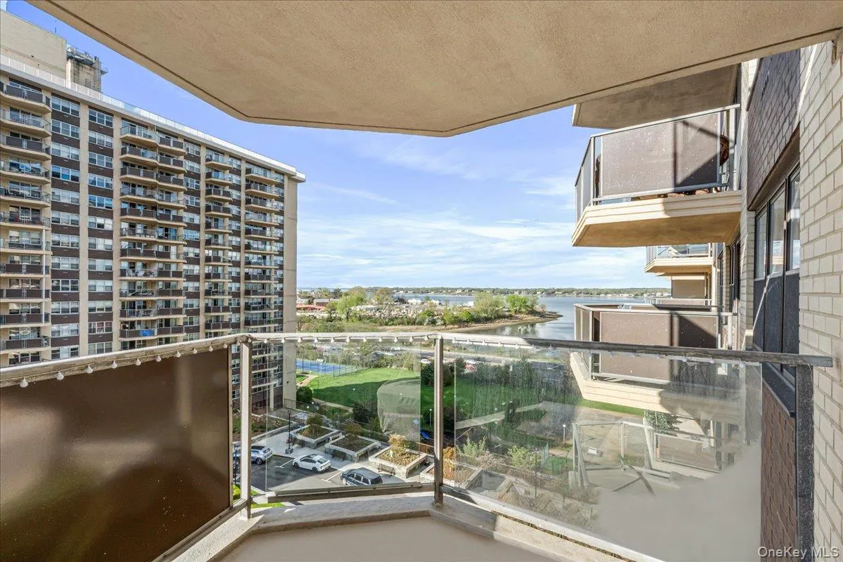 18-05 215th Street, New York, NY, 1 Bedroom Bedrooms, 3 Rooms Rooms,1 BathroomBathrooms,Residential,For Rent,215th,0,991581 18-05 215th Street, New York, NY, 1 Bedroom Bedrooms, 3 Rooms Rooms,1 BathroomBathrooms,Residential,For Rent,215th,0,991581