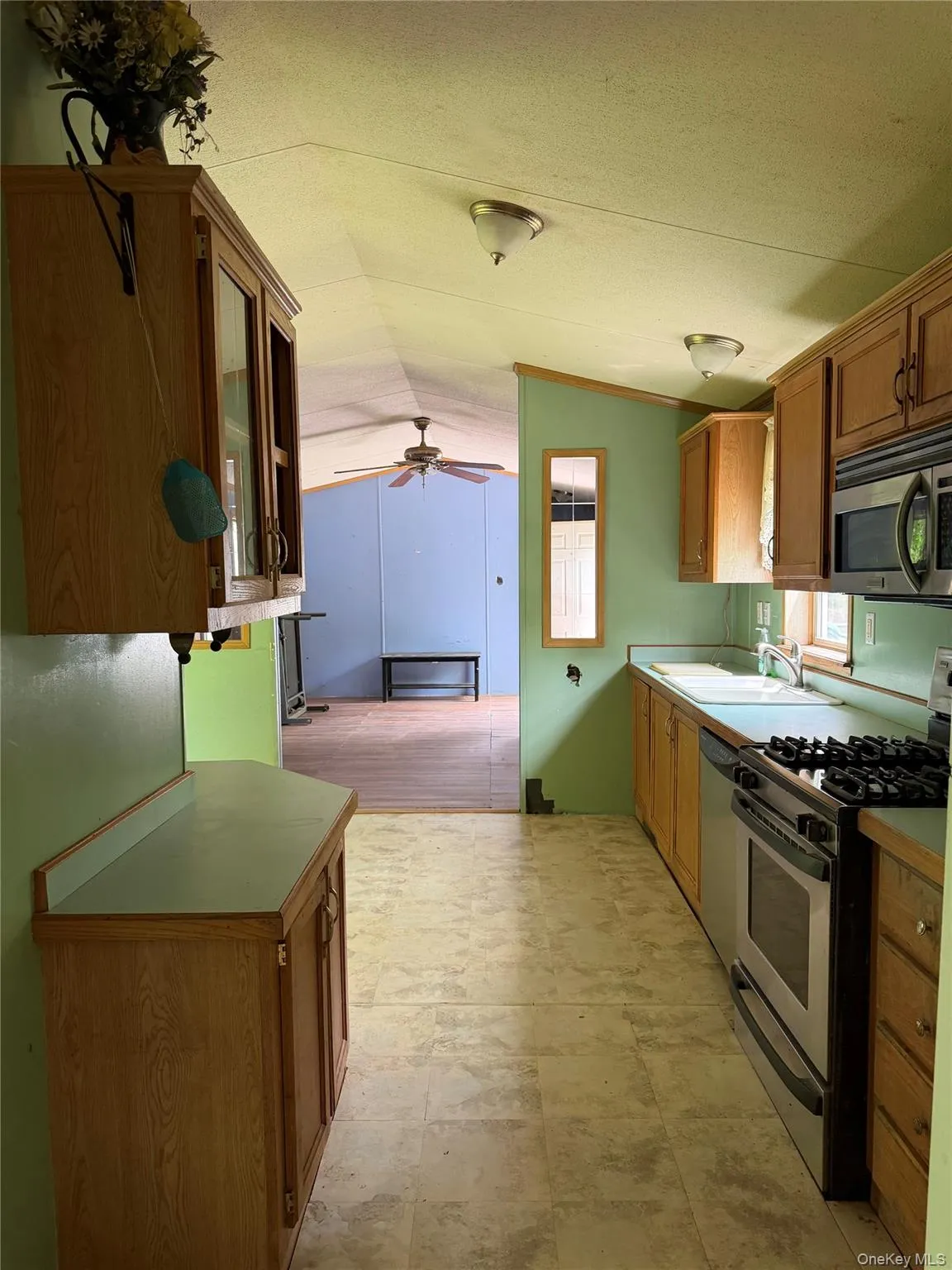 21 Hoffmann Street, Fremont, NY, 3 Bedrooms Bedrooms, 5 Rooms Rooms,2 BathroomsBathrooms,Residential,For Rent,Hoffmann,0,991587 21 Hoffmann Street, Fremont, NY, 3 Bedrooms Bedrooms, 5 Rooms Rooms,2 BathroomsBathrooms,Residential,For Rent,Hoffmann,0,991587