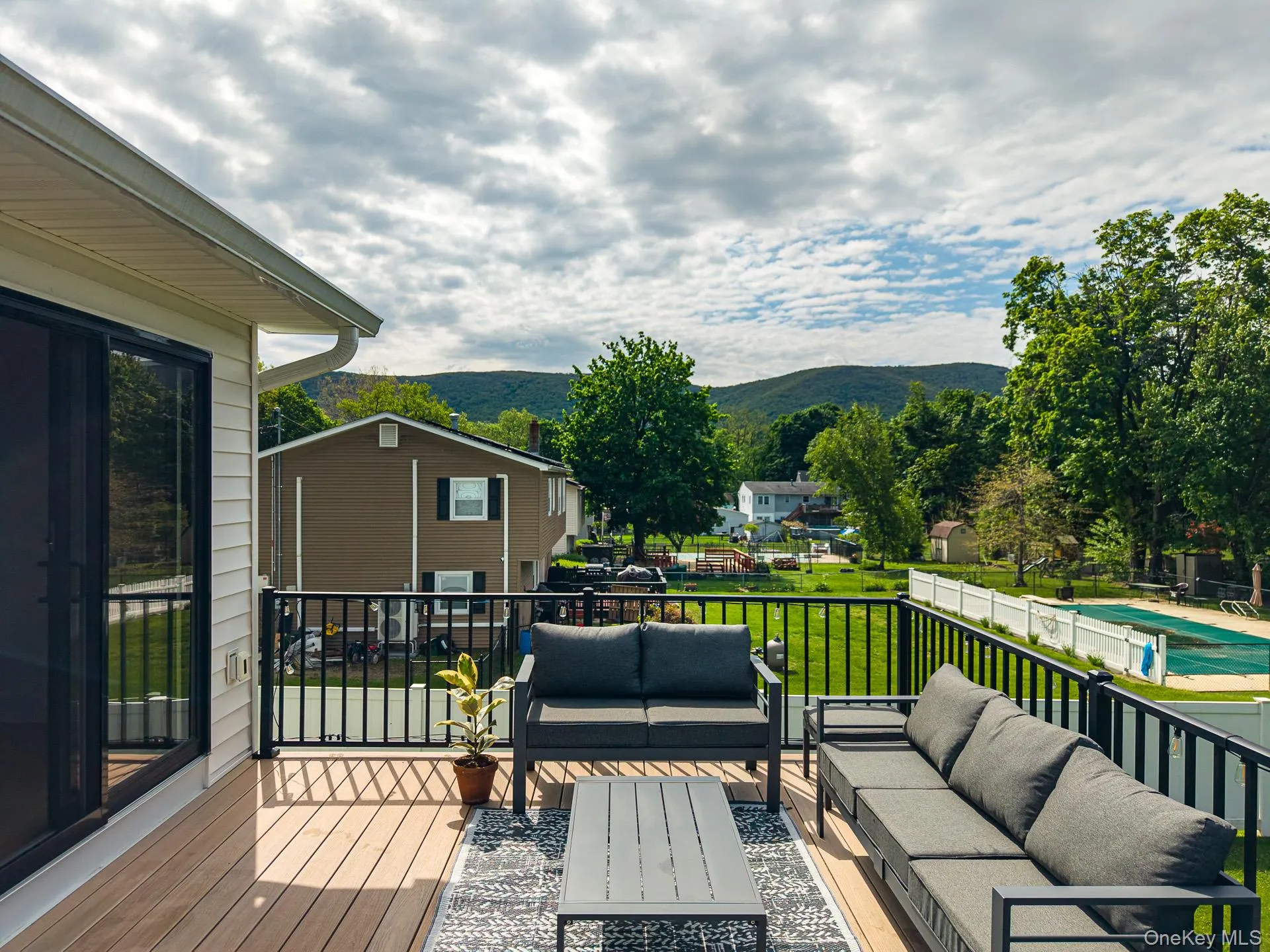 10 Scofield Road, Fishkill, NY, 3 Bedrooms Bedrooms, 8 Rooms Rooms,2 BathroomsBathrooms,Residential,For Rent,Scofield,0,991589 10 Scofield Road, Fishkill, NY, 3 Bedrooms Bedrooms, 8 Rooms Rooms,2 BathroomsBathrooms,Residential,For Rent,Scofield,0,991589