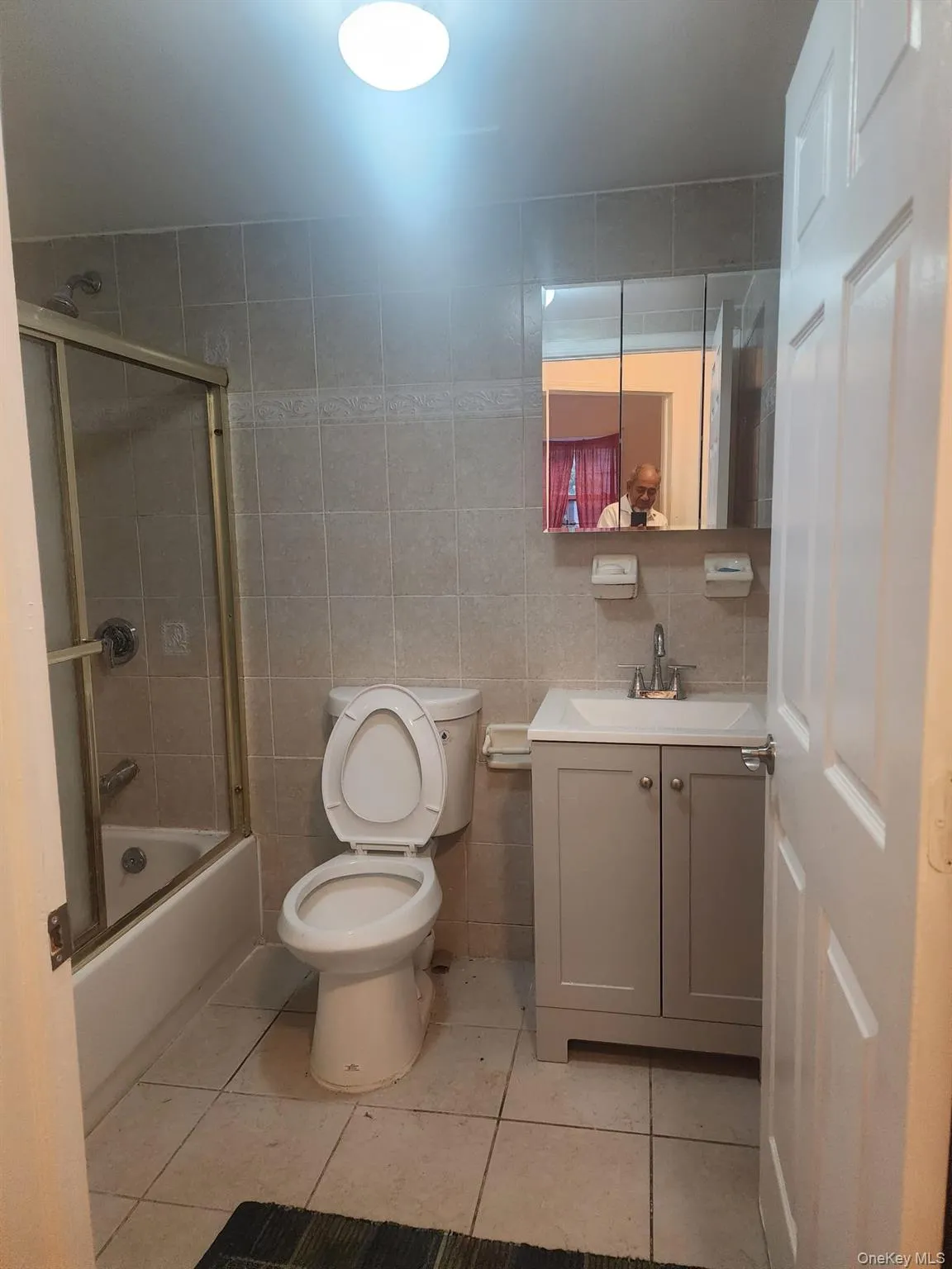 94-86 218th Street, New York, NY, 3 Bedrooms Bedrooms, 5 Rooms Rooms,1 BathroomBathrooms,Residential Lease,For Rent,218th,0,991590 94-86 218th Street, New York, NY, 3 Bedrooms Bedrooms, 5 Rooms Rooms,1 BathroomBathrooms,Residential Lease,For Rent,218th,0,991590