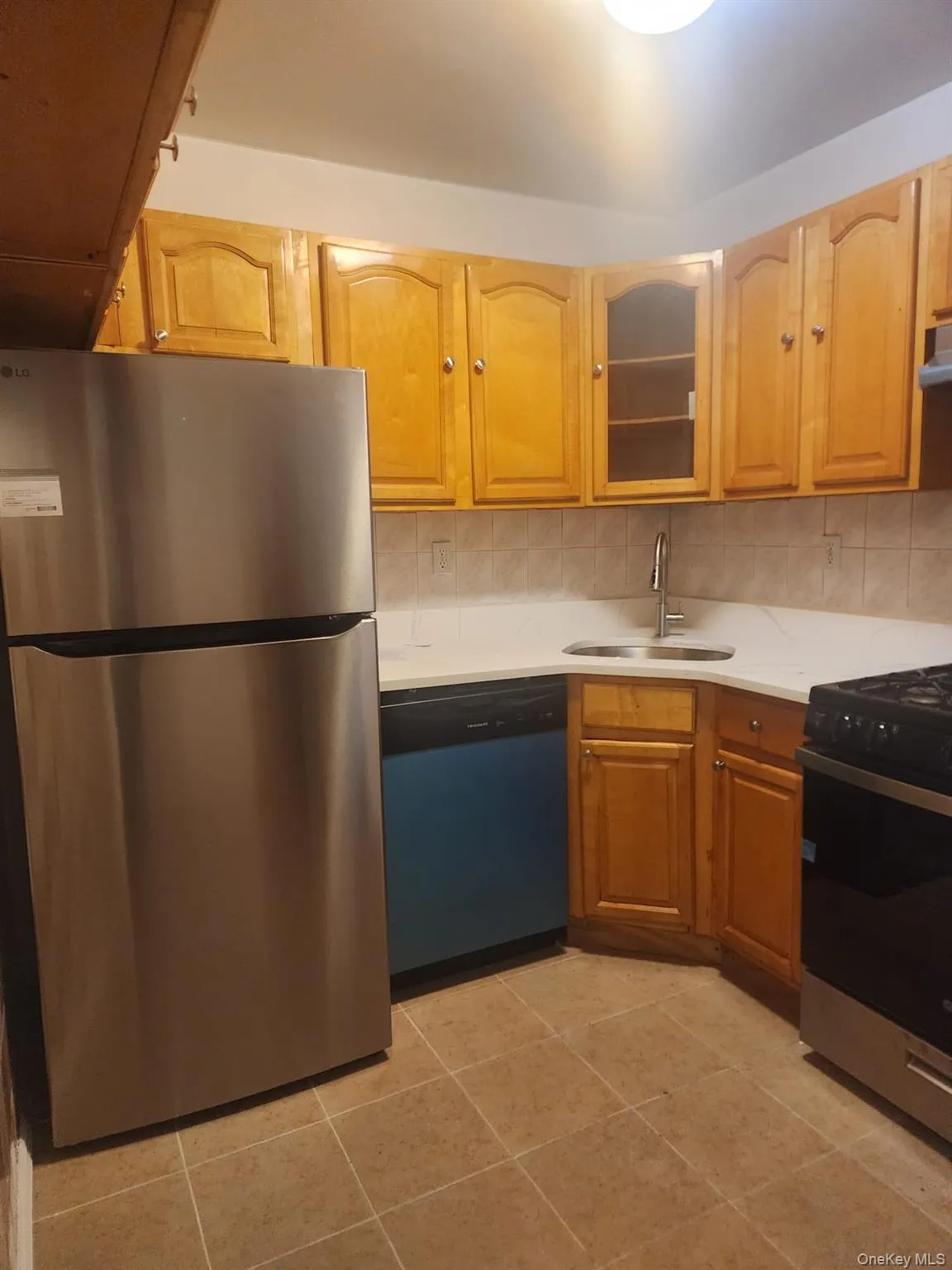 94-86 218th Street, New York, NY, 3 Bedrooms Bedrooms, 5 Rooms Rooms,1 BathroomBathrooms,Residential Lease,For Rent,218th,0,991590 94-86 218th Street, New York, NY, 3 Bedrooms Bedrooms, 5 Rooms Rooms,1 BathroomBathrooms,Residential Lease,For Rent,218th,0,991590