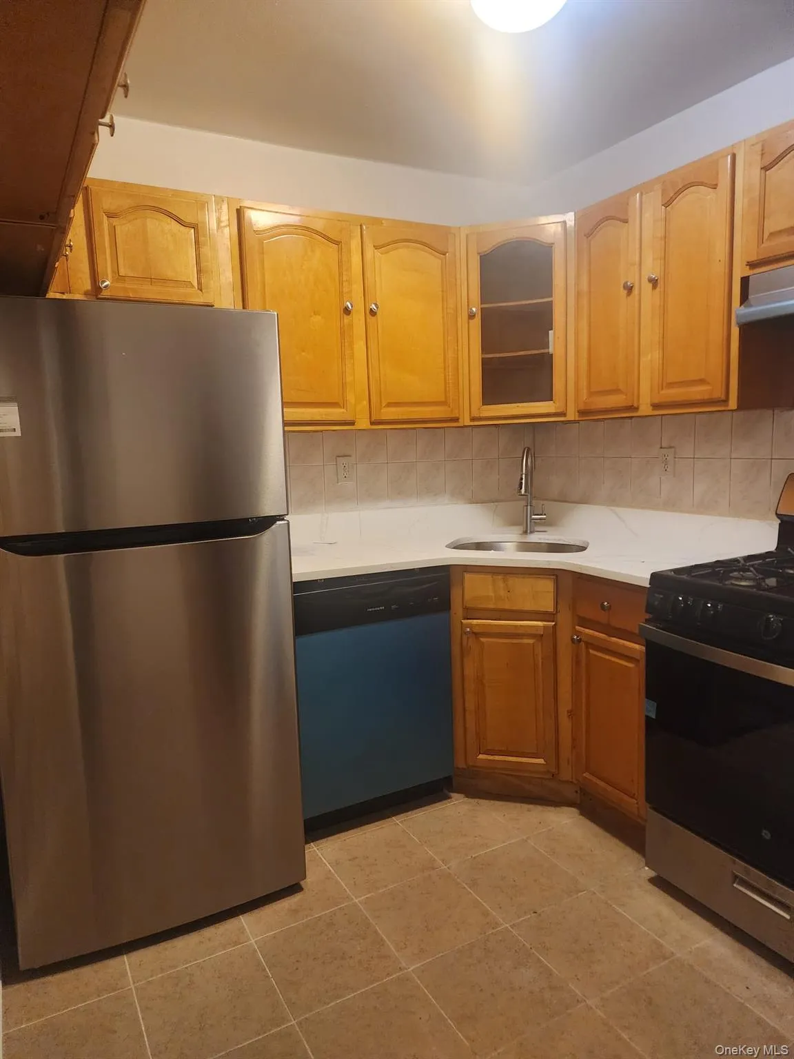 94-86 218th Street, New York, NY, 3 Bedrooms Bedrooms, 5 Rooms Rooms,1 BathroomBathrooms,Residential Lease,For Rent,218th,0,991590 94-86 218th Street, New York, NY, 3 Bedrooms Bedrooms, 5 Rooms Rooms,1 BathroomBathrooms,Residential Lease,For Rent,218th,0,991590