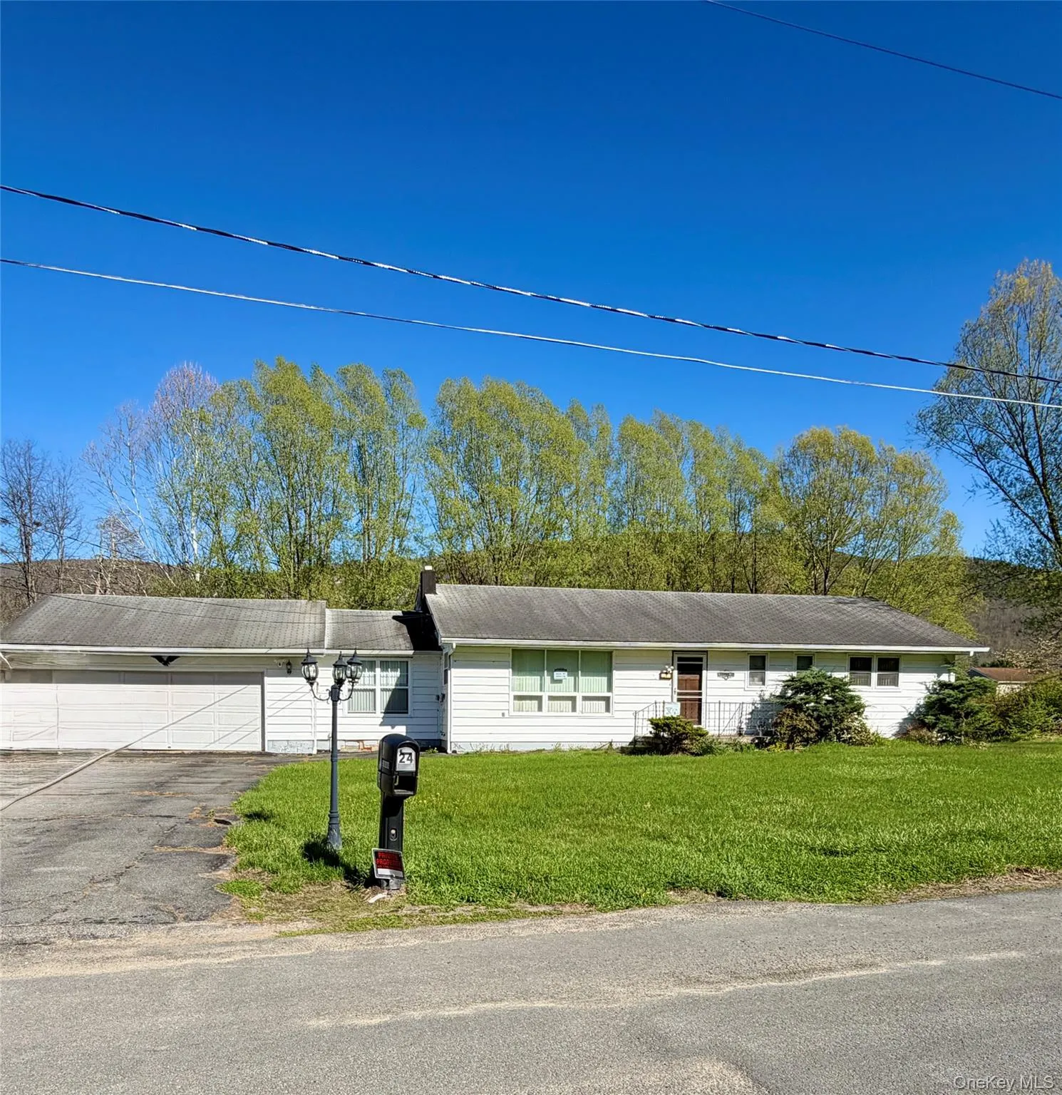 24 Cherry Lane, Wawarsing, NY, 4 Bedrooms Bedrooms, 8 Rooms Rooms,1 BathroomBathrooms,Residential,For Rent,Cherry,0,991604 24 Cherry Lane, Wawarsing, NY, 4 Bedrooms Bedrooms, 8 Rooms Rooms,1 BathroomBathrooms,Residential,For Rent,Cherry,0,991604