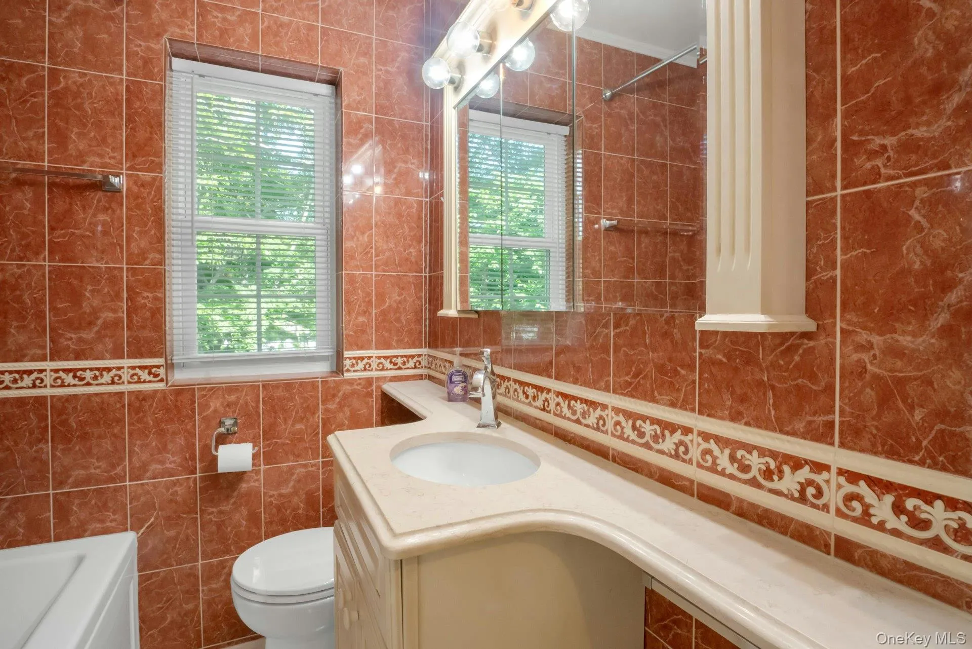 20 Alden Place, Mount Vernon, NY, 2 Bedrooms Bedrooms, 5 Rooms Rooms,2 BathroomsBathrooms,Residential,For Rent,Alden,0,991607 20 Alden Place, Mount Vernon, NY, 2 Bedrooms Bedrooms, 5 Rooms Rooms,2 BathroomsBathrooms,Residential,For Rent,Alden,0,991607