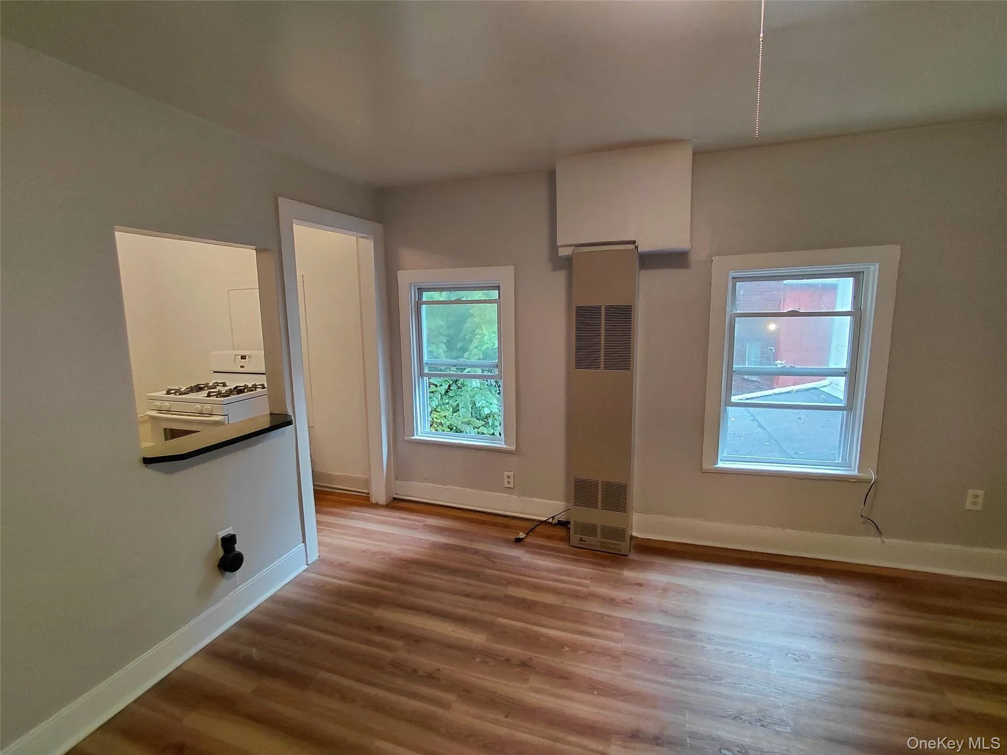 87 Pierpont Street, Kingston, NY, 1 Bedroom Bedrooms, 4 Rooms Rooms,1 BathroomBathrooms,Residential Lease,For Rent,Pierpont,0,991612 87 Pierpont Street, Kingston, NY, 1 Bedroom Bedrooms, 4 Rooms Rooms,1 BathroomBathrooms,Residential Lease,For Rent,Pierpont,0,991612