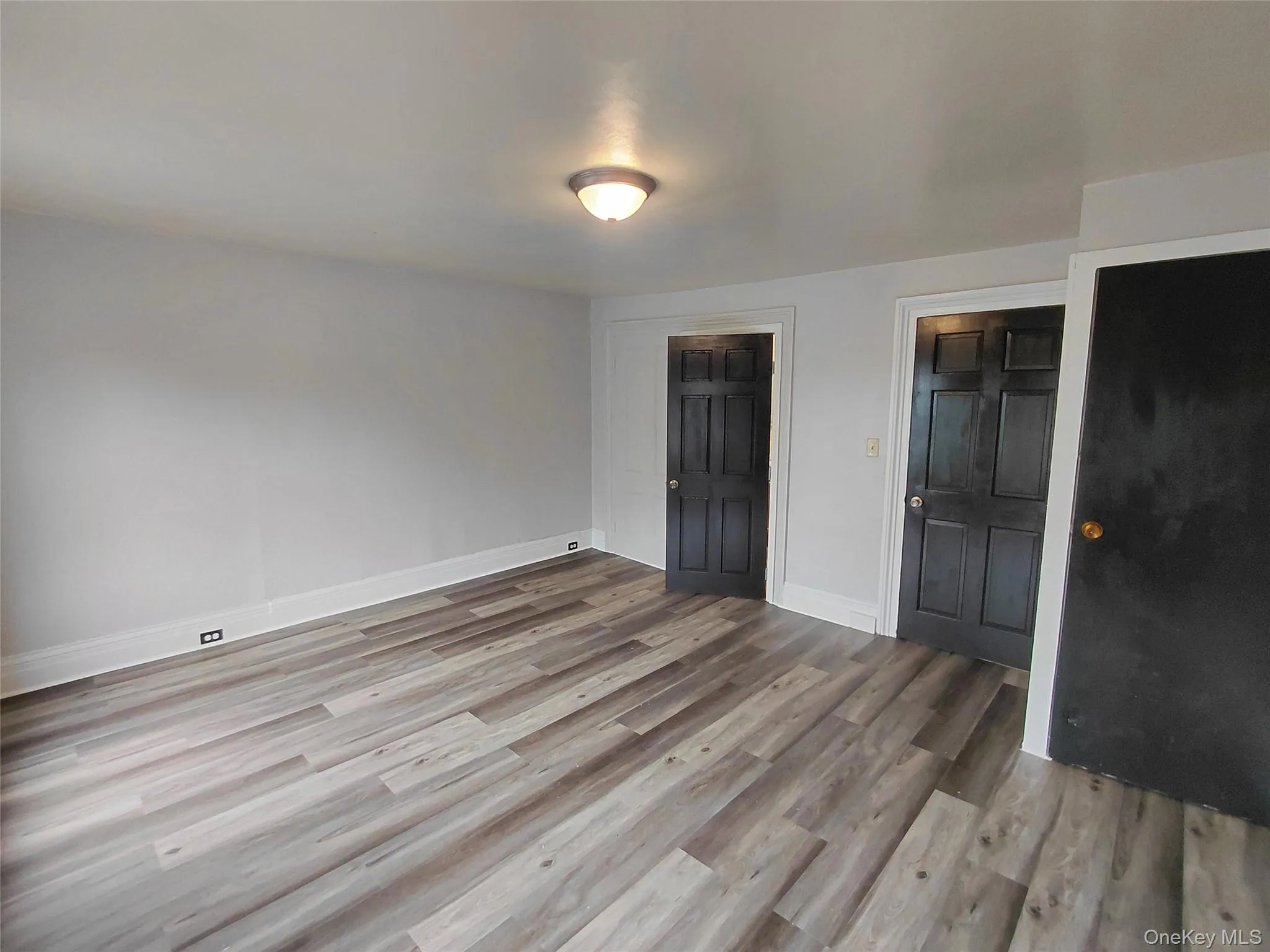 87 Pierpont Street, Kingston, NY, 1 Bedroom Bedrooms, 4 Rooms Rooms,1 BathroomBathrooms,Residential Lease,For Rent,Pierpont,0,991612 87 Pierpont Street, Kingston, NY, 1 Bedroom Bedrooms, 4 Rooms Rooms,1 BathroomBathrooms,Residential Lease,For Rent,Pierpont,0,991612