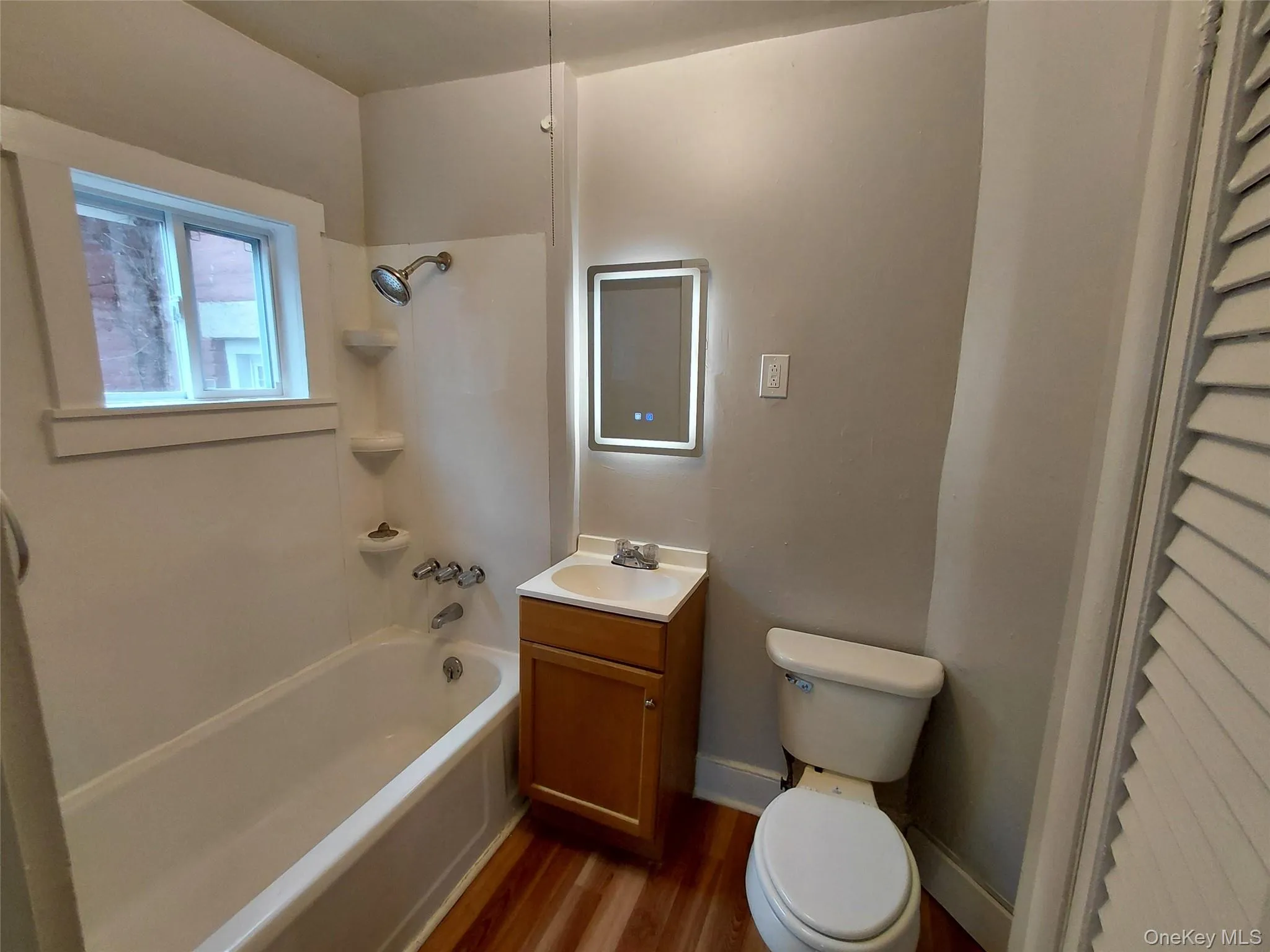 87 Pierpont Street, Kingston, NY, 1 Bedroom Bedrooms, 4 Rooms Rooms,1 BathroomBathrooms,Residential Lease,For Rent,Pierpont,0,991612 87 Pierpont Street, Kingston, NY, 1 Bedroom Bedrooms, 4 Rooms Rooms,1 BathroomBathrooms,Residential Lease,For Rent,Pierpont,0,991612