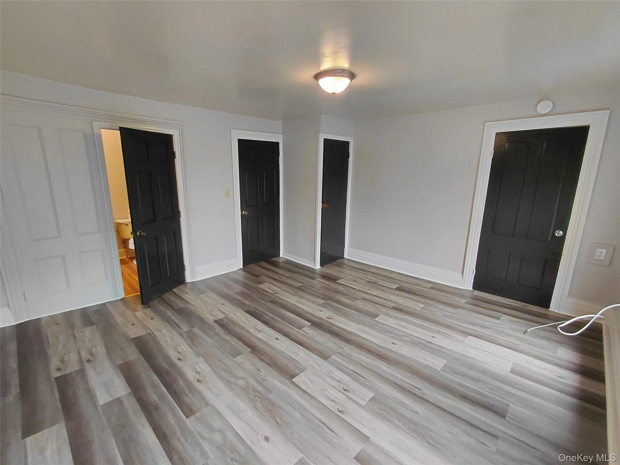 87 Pierpont Street, Kingston, NY, 1 Bedroom Bedrooms, 4 Rooms Rooms,1 BathroomBathrooms,Residential Lease,For Rent,Pierpont,0,991612 87 Pierpont Street, Kingston, NY, 1 Bedroom Bedrooms, 4 Rooms Rooms,1 BathroomBathrooms,Residential Lease,For Rent,Pierpont,0,991612