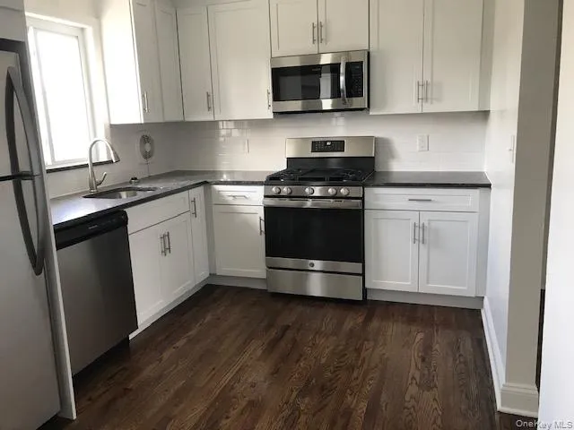 544 Dawson Lane, Oyster Bay, NY, 2 Bedrooms Bedrooms, 5 Rooms Rooms,2 BathroomsBathrooms,Residential Lease,For Rent,Dawson,0,991615 544 Dawson Lane, Oyster Bay, NY, 2 Bedrooms Bedrooms, 5 Rooms Rooms,2 BathroomsBathrooms,Residential Lease,For Rent,Dawson,0,991615