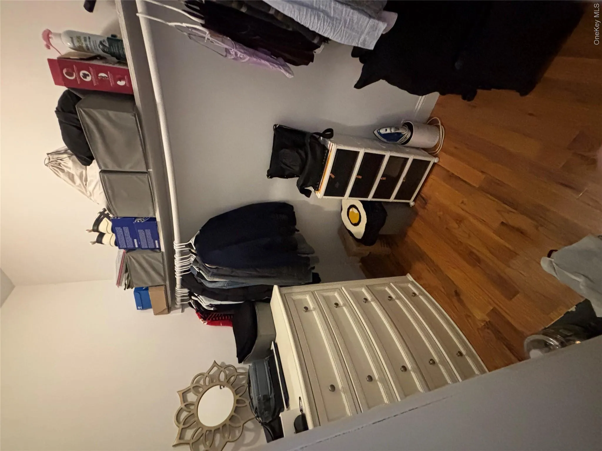 2866 Dudley Avenue, New York, NY, 3 Bedrooms Bedrooms, 5 Rooms Rooms,1 BathroomBathrooms,Residential Lease,For Rent,Dudley,0,991617 2866 Dudley Avenue, New York, NY, 3 Bedrooms Bedrooms, 5 Rooms Rooms,1 BathroomBathrooms,Residential Lease,For Rent,Dudley,0,991617