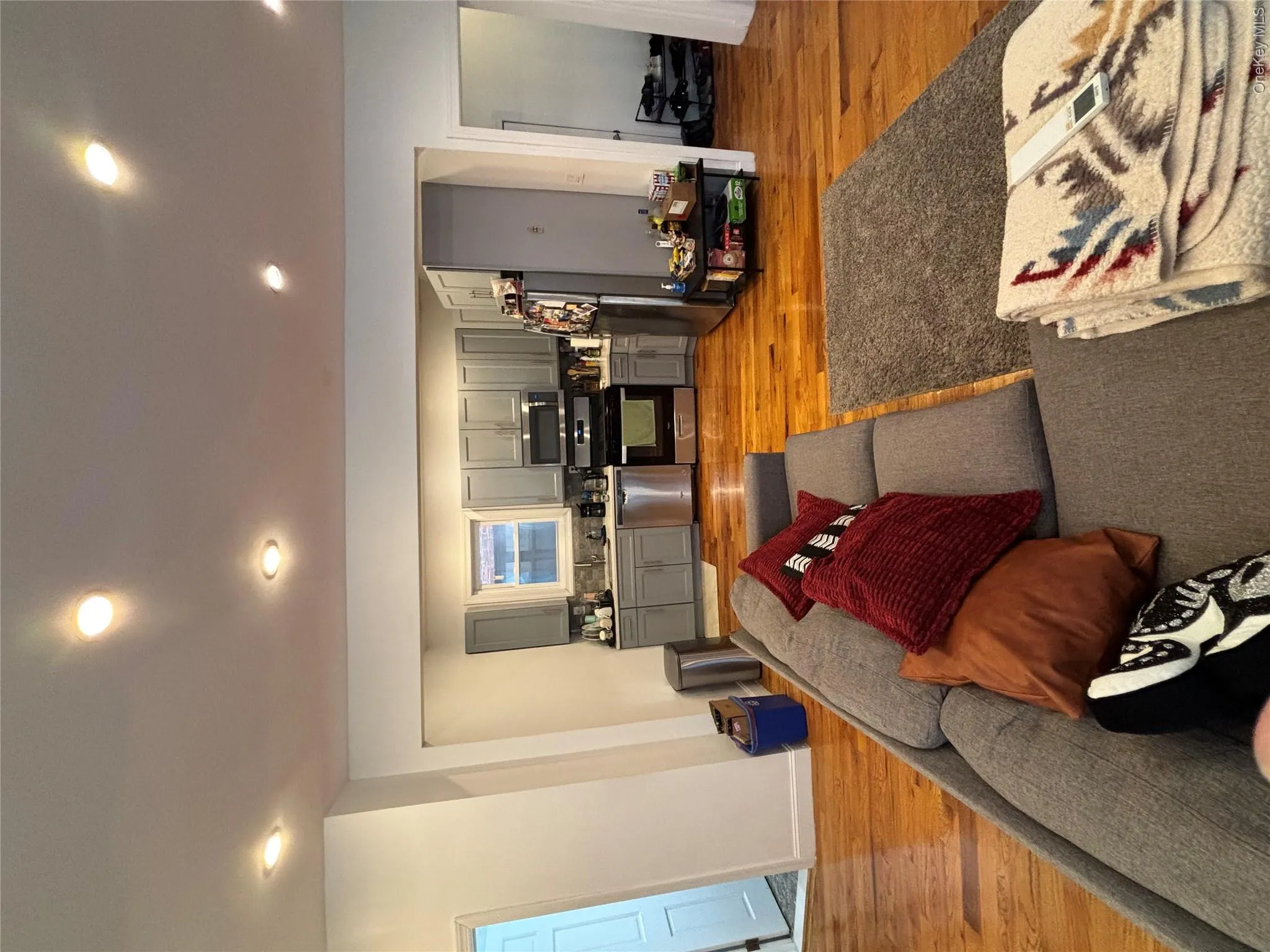 2866 Dudley Avenue, New York, NY, 3 Bedrooms Bedrooms, 5 Rooms Rooms,1 BathroomBathrooms,Residential Lease,For Rent,Dudley,0,991617 2866 Dudley Avenue, New York, NY, 3 Bedrooms Bedrooms, 5 Rooms Rooms,1 BathroomBathrooms,Residential Lease,For Rent,Dudley,0,991617