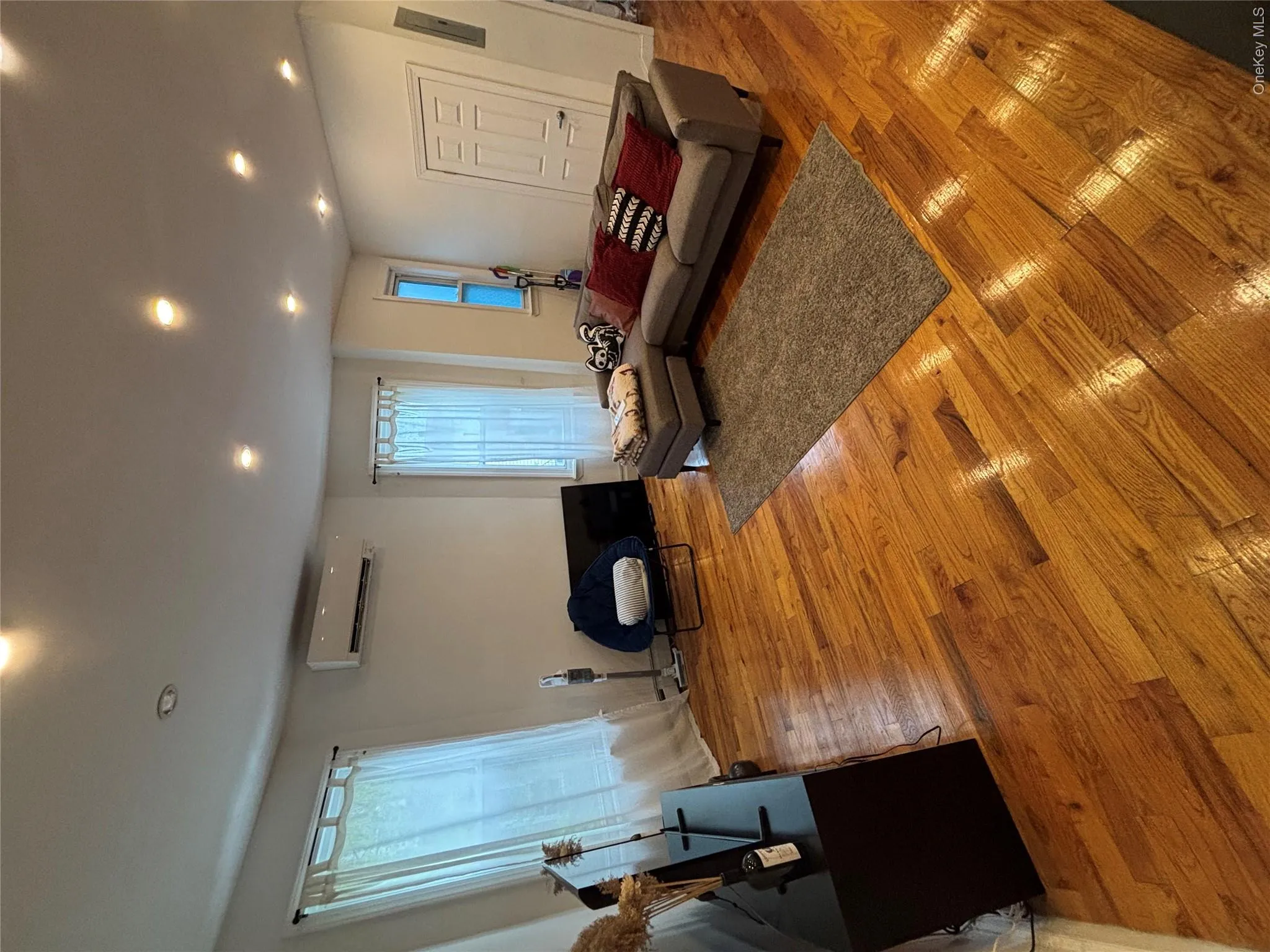 2866 Dudley Avenue, New York, NY, 3 Bedrooms Bedrooms, 5 Rooms Rooms,1 BathroomBathrooms,Residential Lease,For Rent,Dudley,0,991617 2866 Dudley Avenue, New York, NY, 3 Bedrooms Bedrooms, 5 Rooms Rooms,1 BathroomBathrooms,Residential Lease,For Rent,Dudley,0,991617