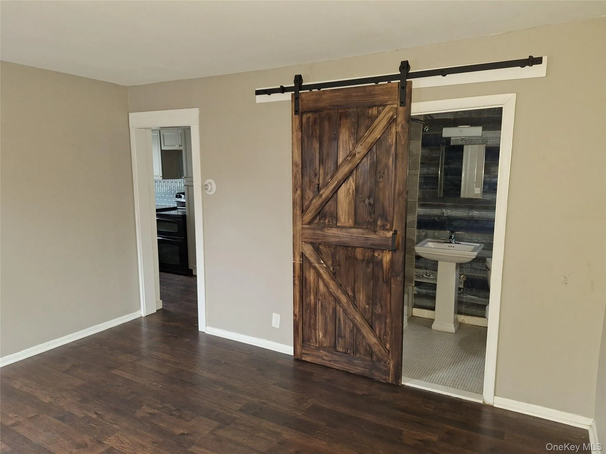 343 Washington Avenue, Kingston, NY, 1 Bedroom Bedrooms, 4 Rooms Rooms,1 BathroomBathrooms,Residential Lease,For Rent,Washington,0,991619 343 Washington Avenue, Kingston, NY, 1 Bedroom Bedrooms, 4 Rooms Rooms,1 BathroomBathrooms,Residential Lease,For Rent,Washington,0,991619