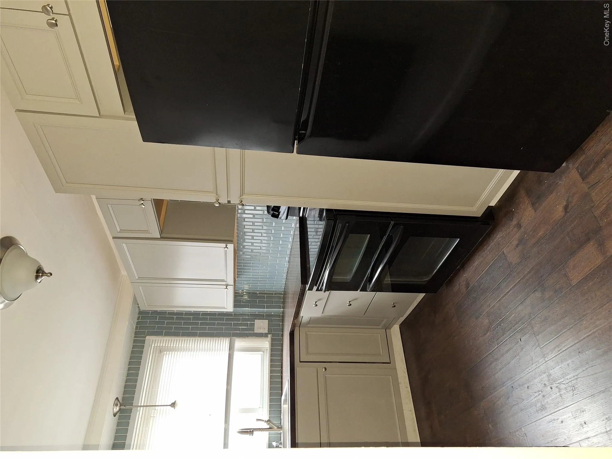 343 Washington Avenue, Kingston, NY, 1 Bedroom Bedrooms, 4 Rooms Rooms,1 BathroomBathrooms,Residential Lease,For Rent,Washington,0,991619 343 Washington Avenue, Kingston, NY, 1 Bedroom Bedrooms, 4 Rooms Rooms,1 BathroomBathrooms,Residential Lease,For Rent,Washington,0,991619