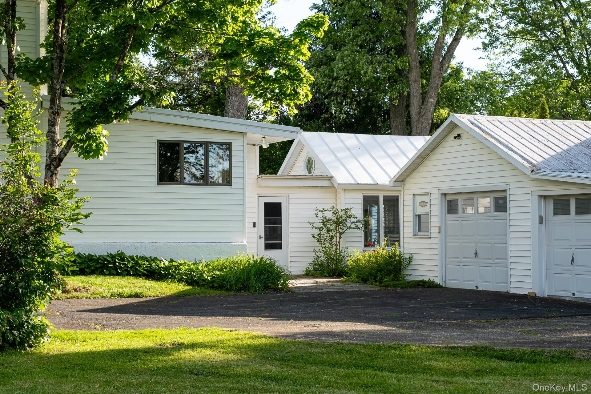 4411 State Route 9G, Germantown, NY, 3 Bedrooms Bedrooms, 8 Rooms Rooms,1 BathroomBathrooms,Residential,For Rent,State Route 9G,0,991627 4411 State Route 9G, Germantown, NY, 3 Bedrooms Bedrooms, 8 Rooms Rooms,1 BathroomBathrooms,Residential,For Rent,State Route 9G,0,991627