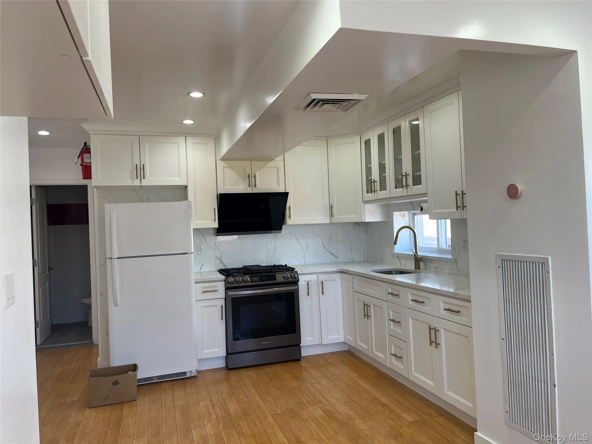 43-12 157 Street, New York, NY, 3 Bedrooms Bedrooms, 6 Rooms Rooms,1 BathroomBathrooms,Residential Lease,For Rent,157,0,991630 43-12 157 Street, New York, NY, 3 Bedrooms Bedrooms, 6 Rooms Rooms,1 BathroomBathrooms,Residential Lease,For Rent,157,0,991630