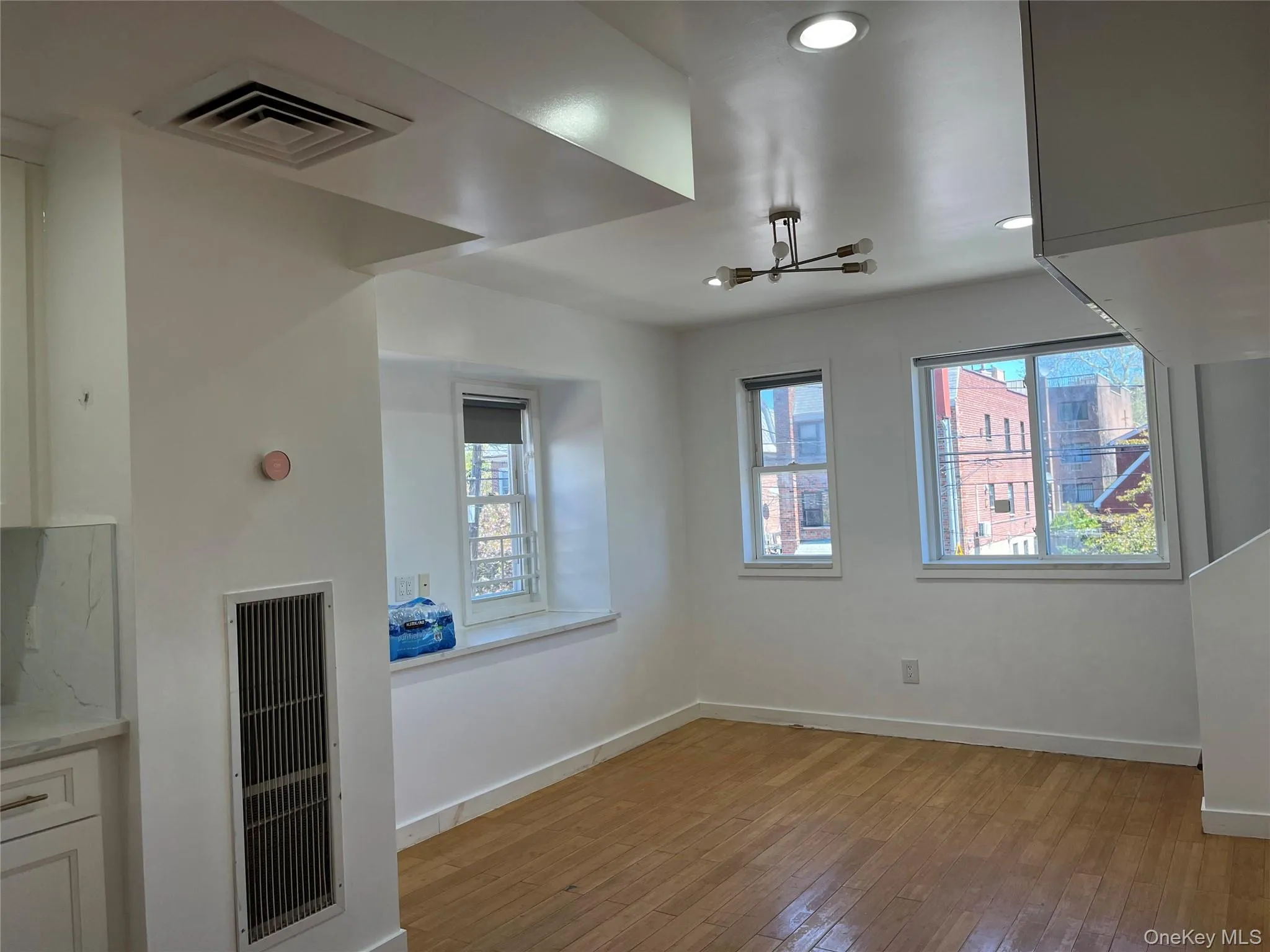 43-12 157 Street, New York, NY, 3 Bedrooms Bedrooms, 6 Rooms Rooms,1 BathroomBathrooms,Residential Lease,For Rent,157,0,991630 43-12 157 Street, New York, NY, 3 Bedrooms Bedrooms, 6 Rooms Rooms,1 BathroomBathrooms,Residential Lease,For Rent,157,0,991630