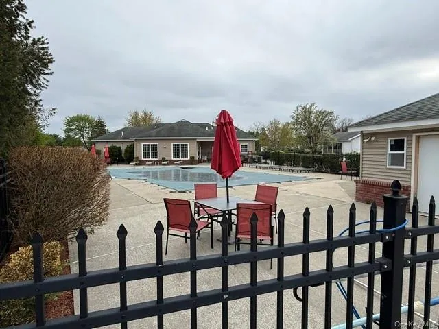 Community Pool Community Pool