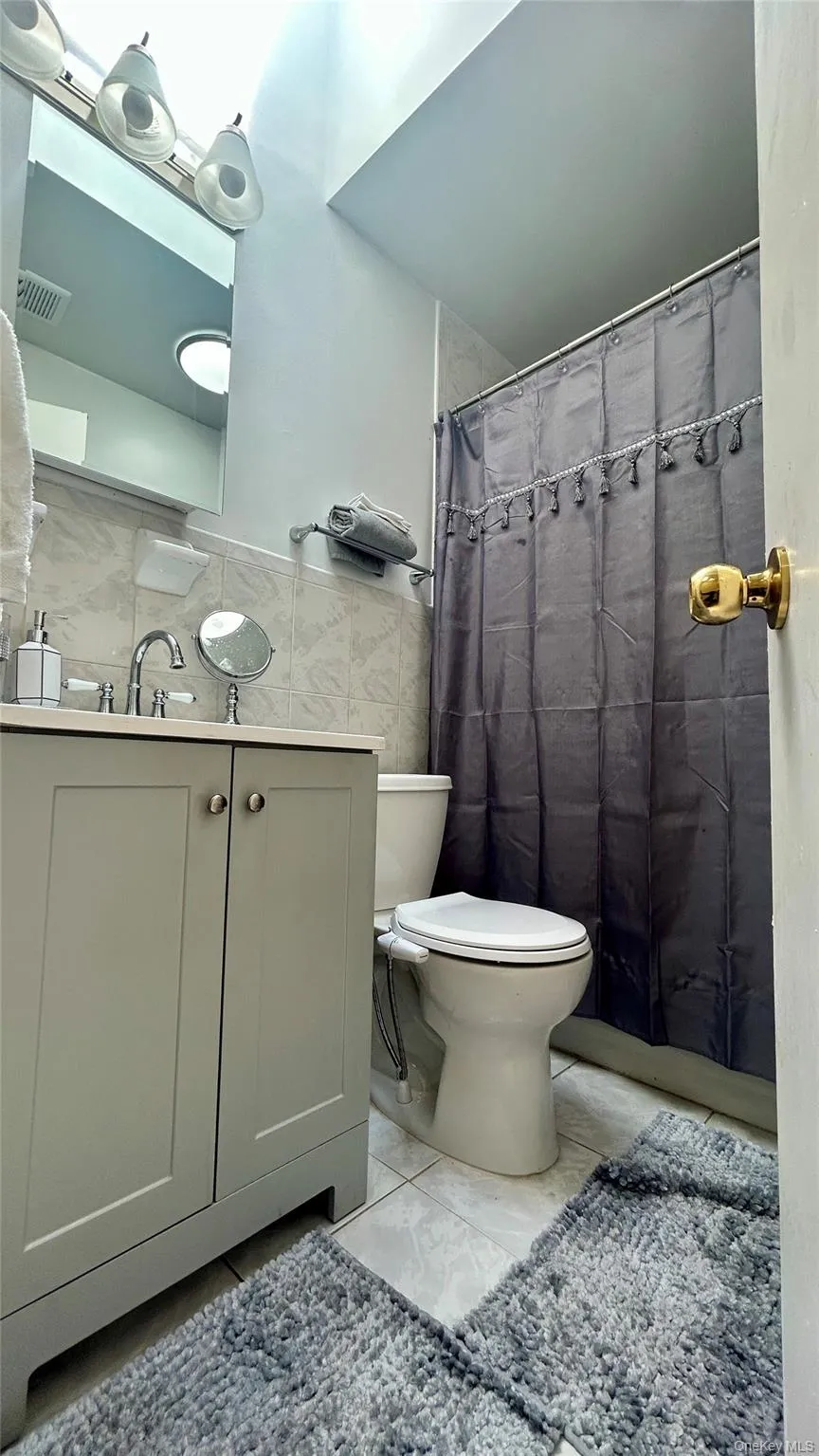 844 Hancock Street, New York, NY, 2 Bedrooms Bedrooms, 5 Rooms Rooms,1 BathroomBathrooms,Residential Lease,For Rent,Hancock,0,991637 844 Hancock Street, New York, NY, 2 Bedrooms Bedrooms, 5 Rooms Rooms,1 BathroomBathrooms,Residential Lease,For Rent,Hancock,0,991637